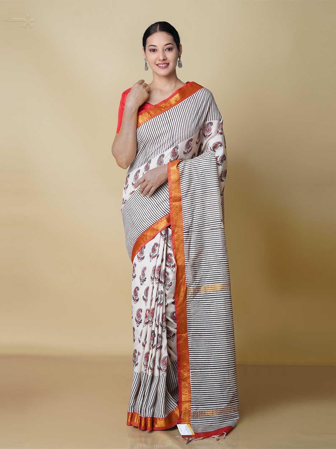 

Unnati Silks Paisley Zari Silk Blend Chanderi Saree, Beige