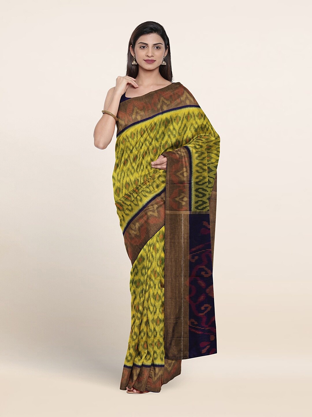 

Pothys Geometric Woven Design Pure Silk Saree, Lime green
