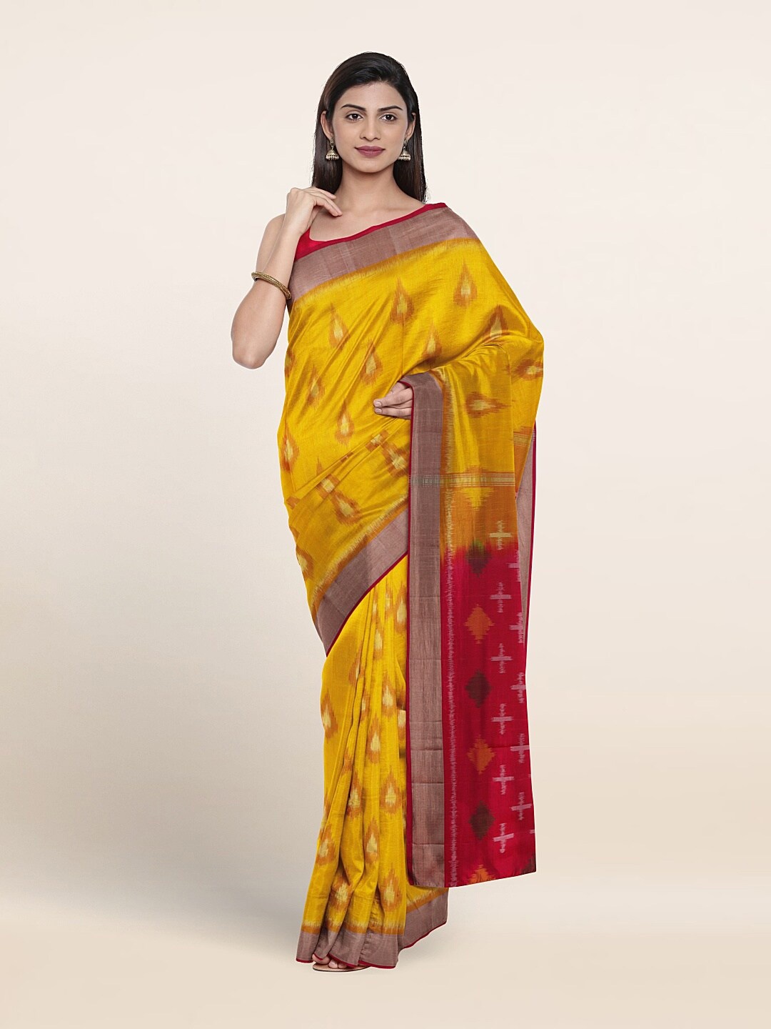 

Pothys Ethnic Motifs Printed Zari Pure Silk Saree, Yellow