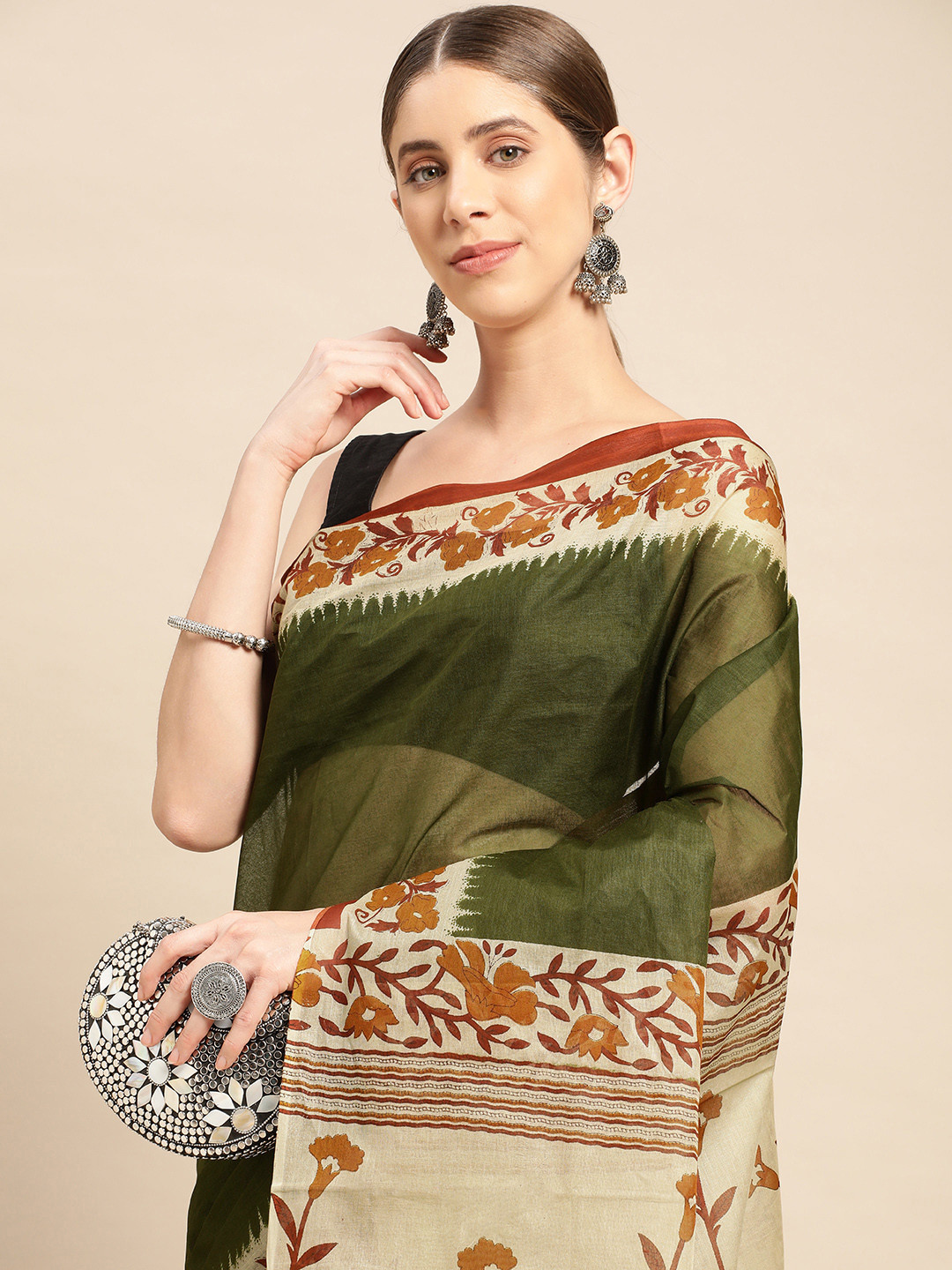 

SHANVIKA Solid Pure Cotton Block Print Saree, Green
