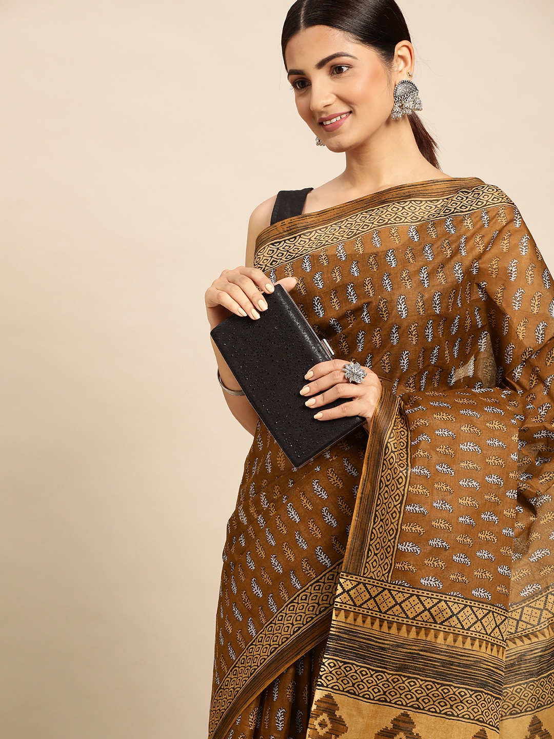

SHANVIKA Ethnic Motifs Printed Pure Cotton Block Print Saree, Mustard