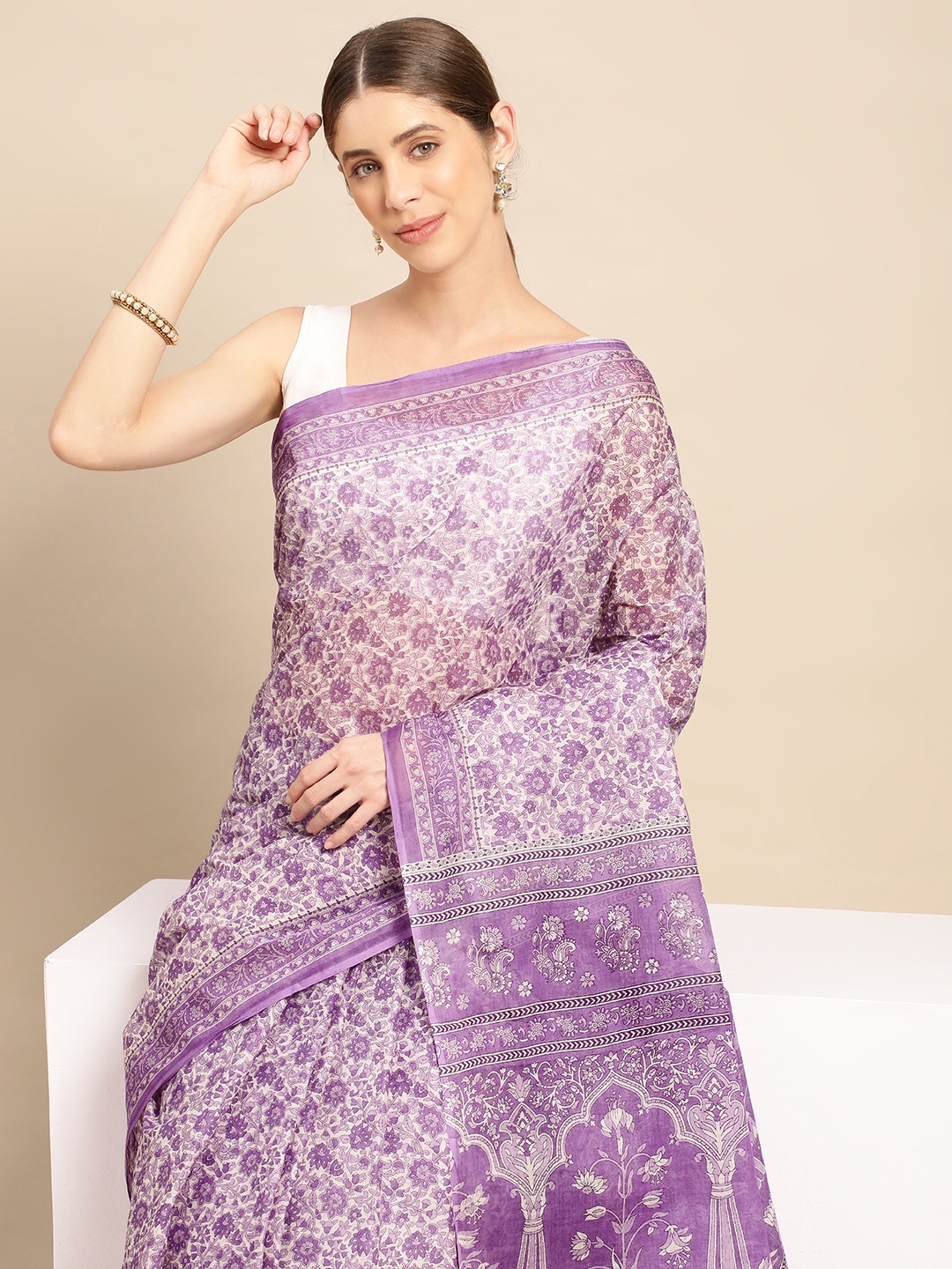 

SHANVIKA Ethnic Motifs Printed Pure Cotton Block Print Saree, Lavender