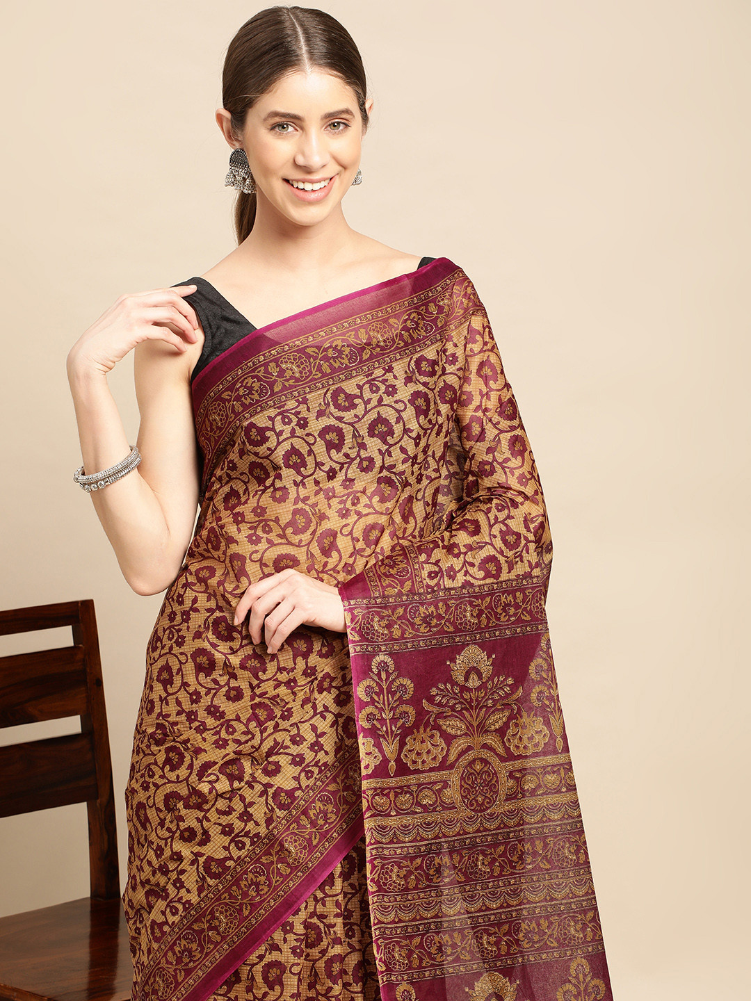 

SHANVIKA Ethnic Motifs Printed Pure Cotton Block Print Saree, Beige