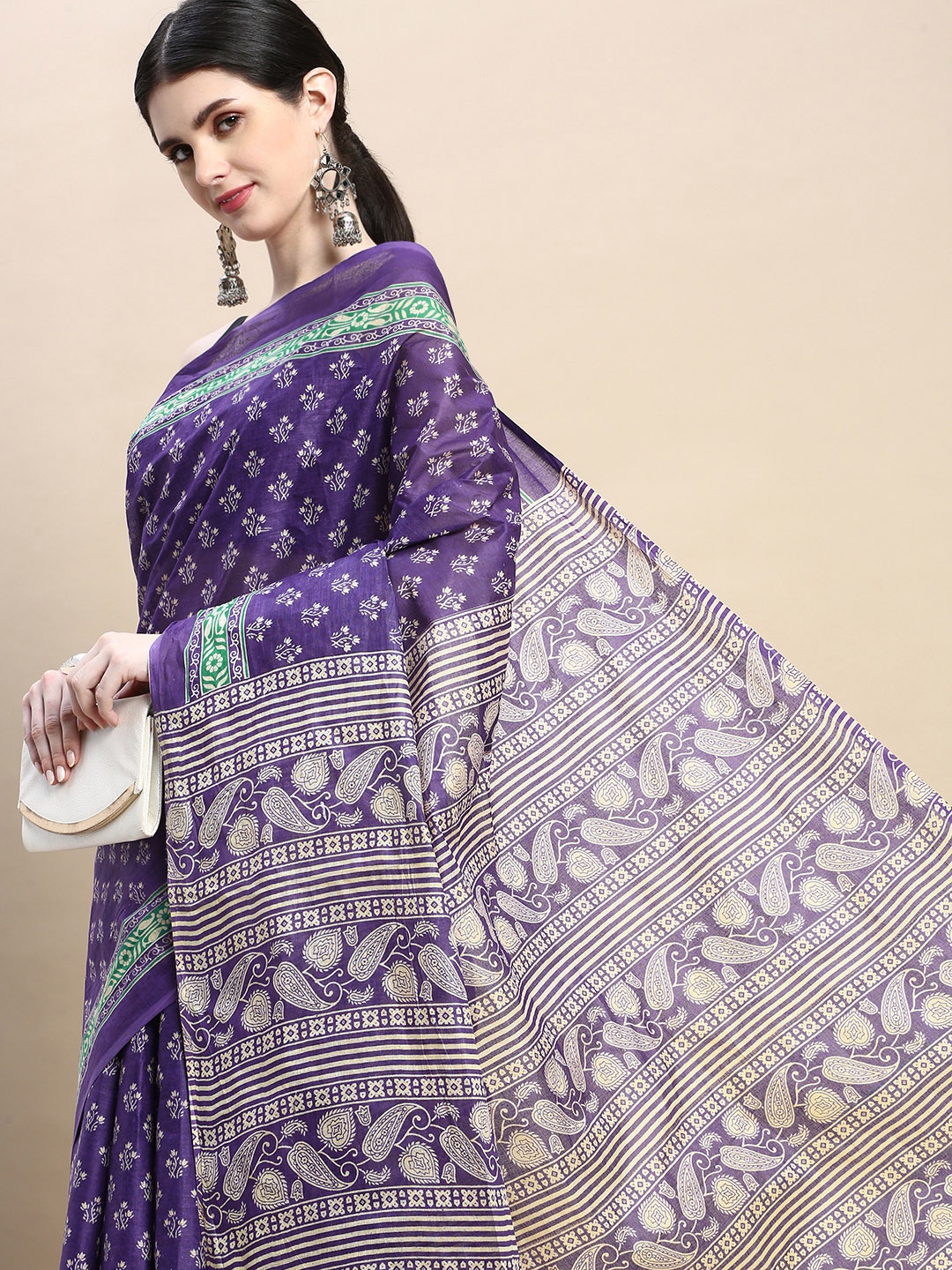 

SHANVIKA Floral Pure Cotton Block Print Saree, Violet