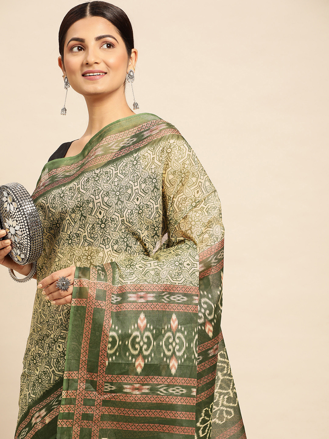 

SHANVIKA Abstract Printed Pure Cotton Block Print Saree, Beige