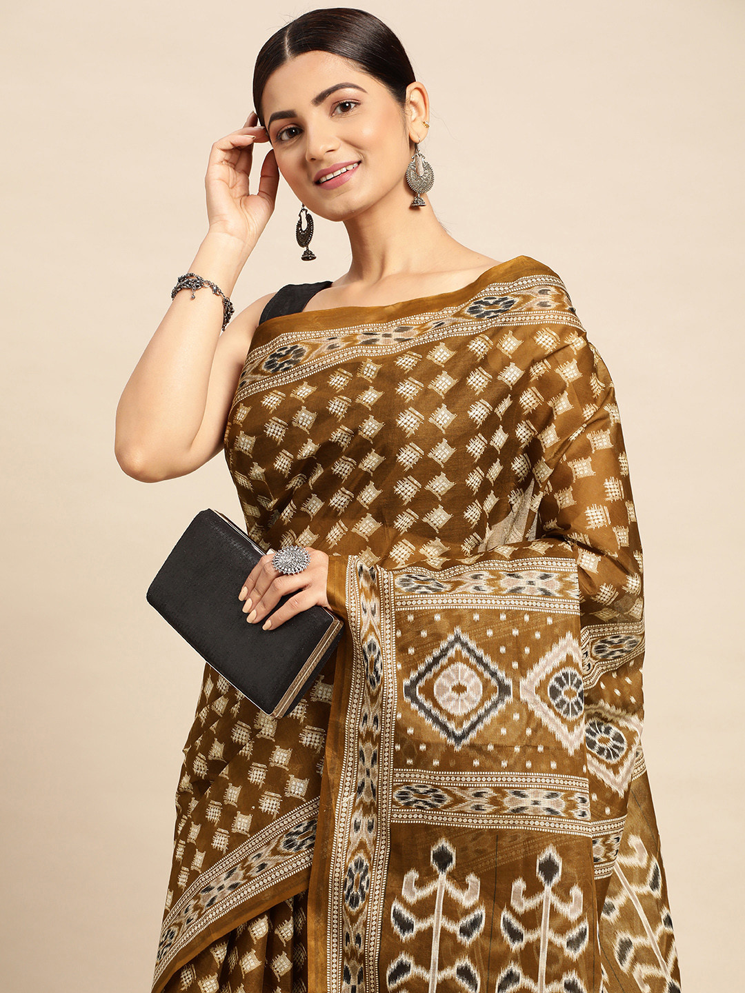 

SHANVIKA Ethnic Motifs Pure Cotton Block Print Saree, Mustard