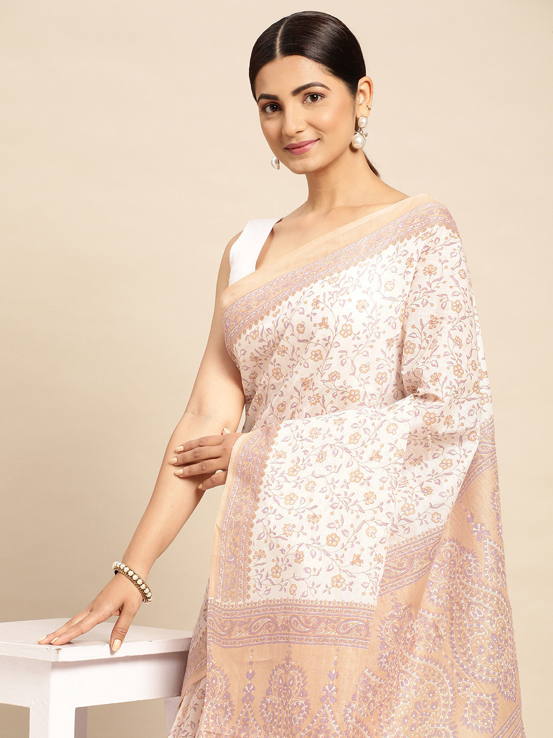 

SHANVIKA Floral Pure Cotton Block Print Saree, Beige