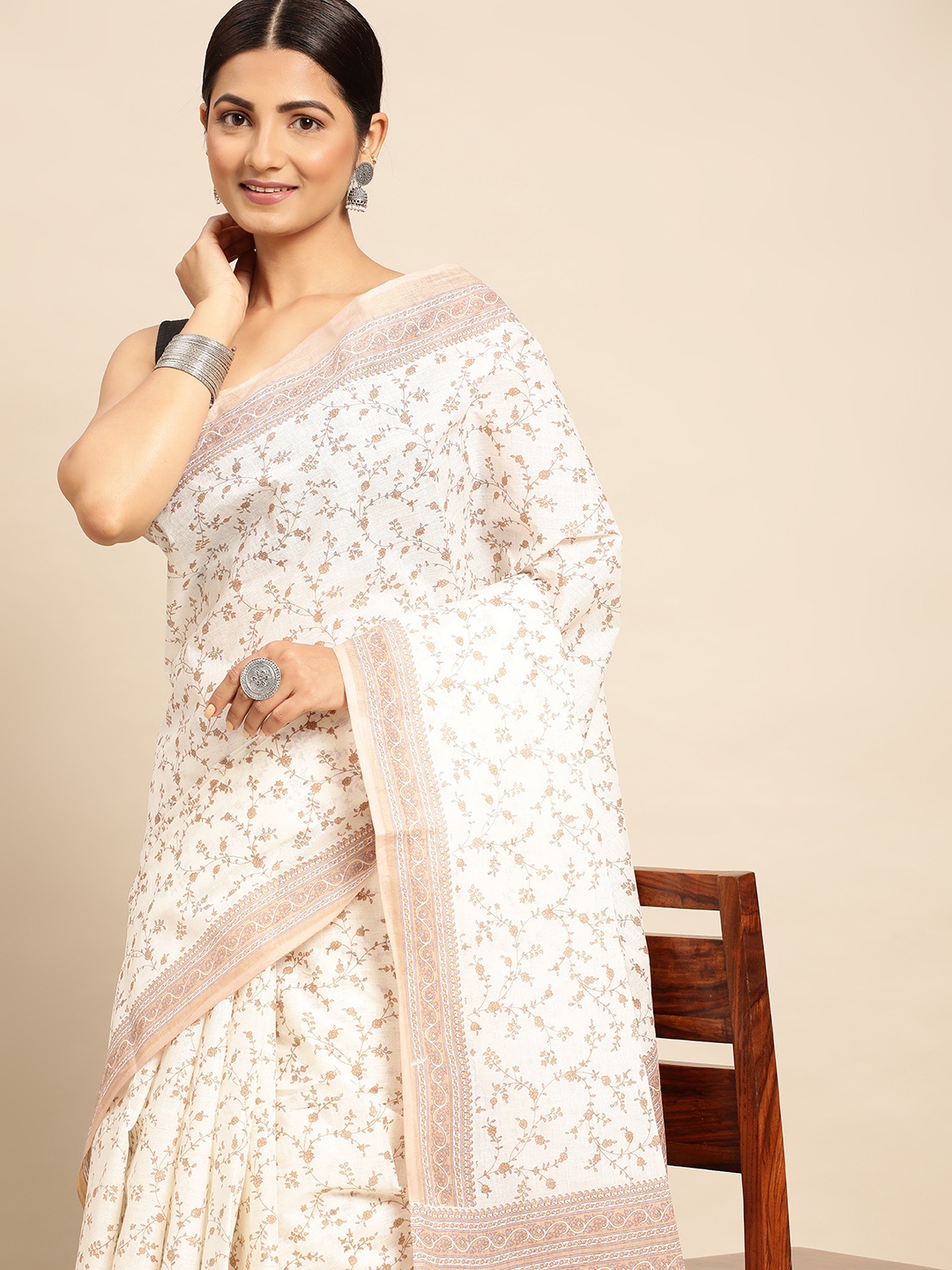 

SHANVIKA Floral Pure Cotton Block Print Saree, Beige