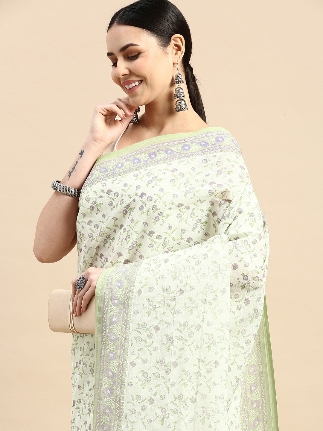 

SHANVIKA Floral Pure Cotton Block Print Saree, Green