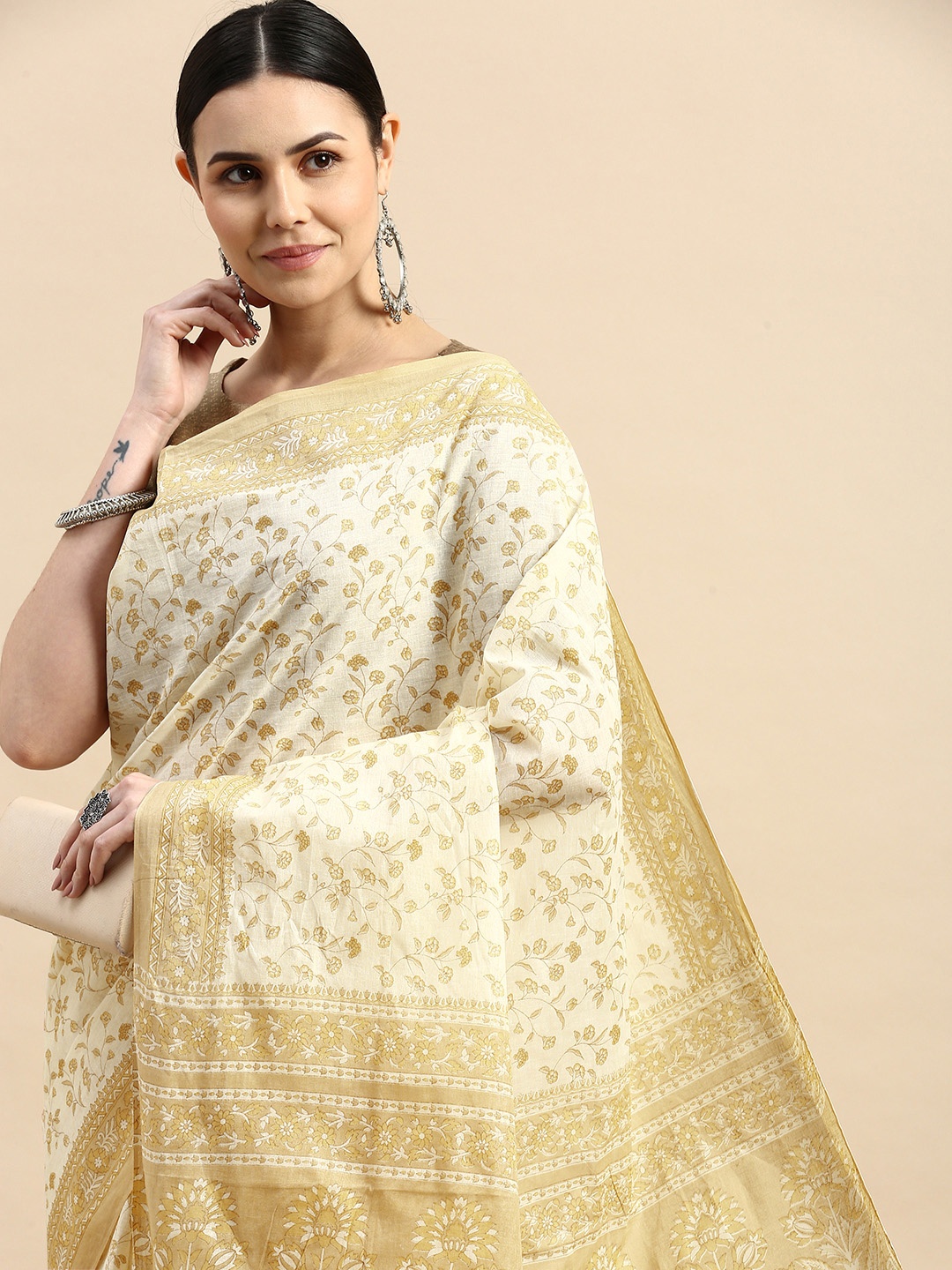 

SHANVIKA Floral Pure Cotton Block Print Saree, Yellow