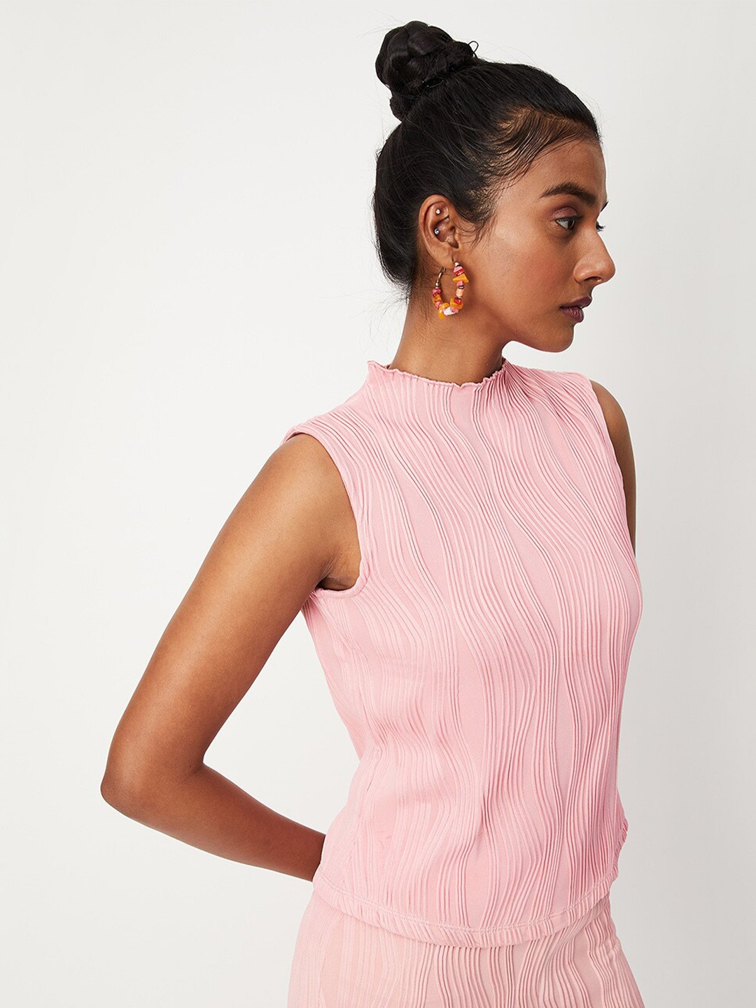 

max Self Design High neck Top, Pink