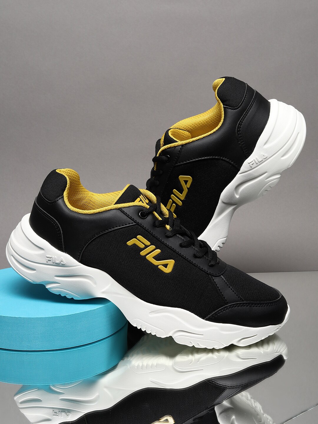 

FILA Men RALA Mesh Lace-Up Running Shoes, Black