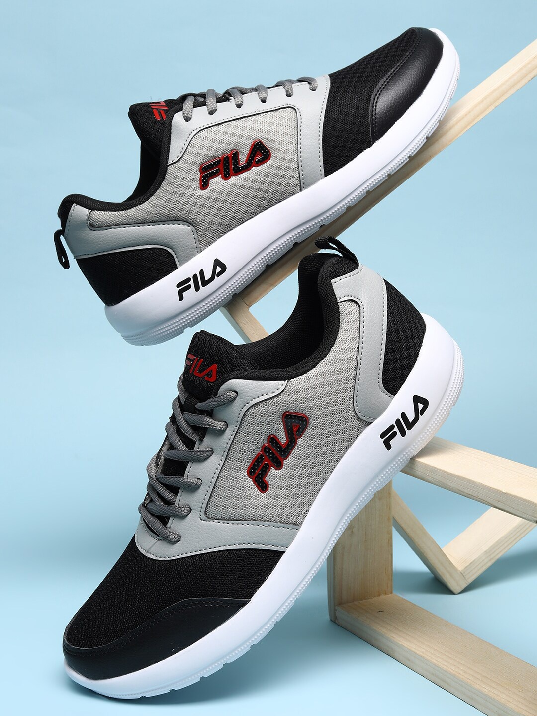 

FILA Men Mesh Running Lace-Ups Shoes, Black