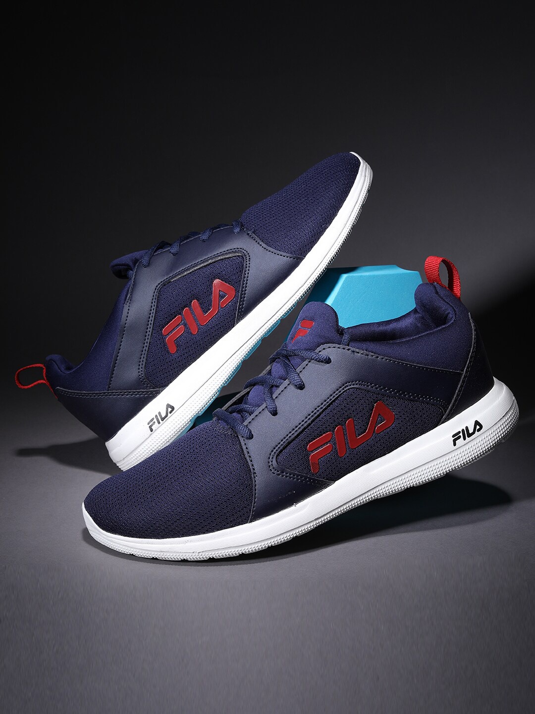 

FILA Men Running Non-Marking Sports Shoes, Navy blue