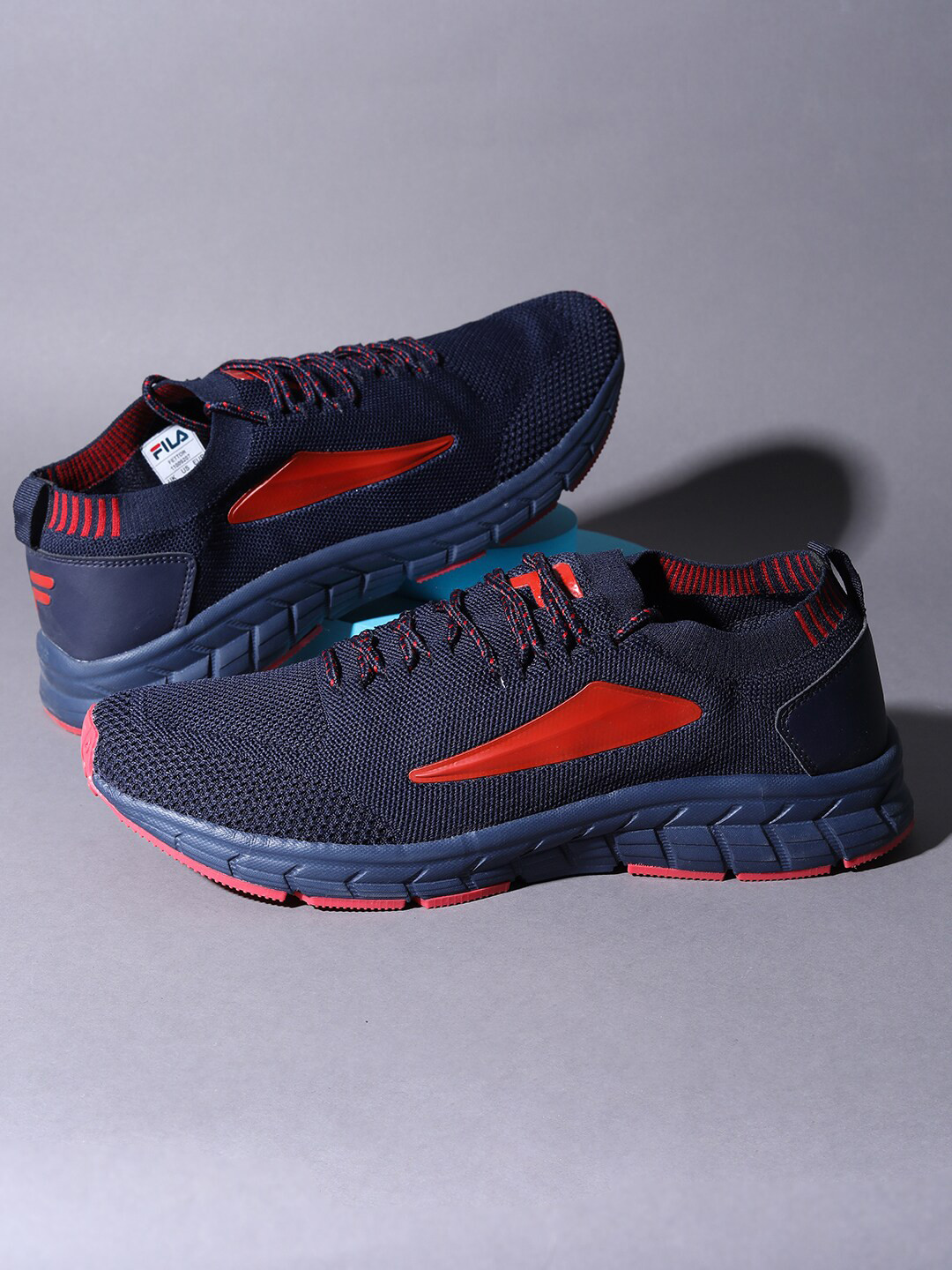 

FILA Men Running Non-Marking Sports Shoes, Navy blue