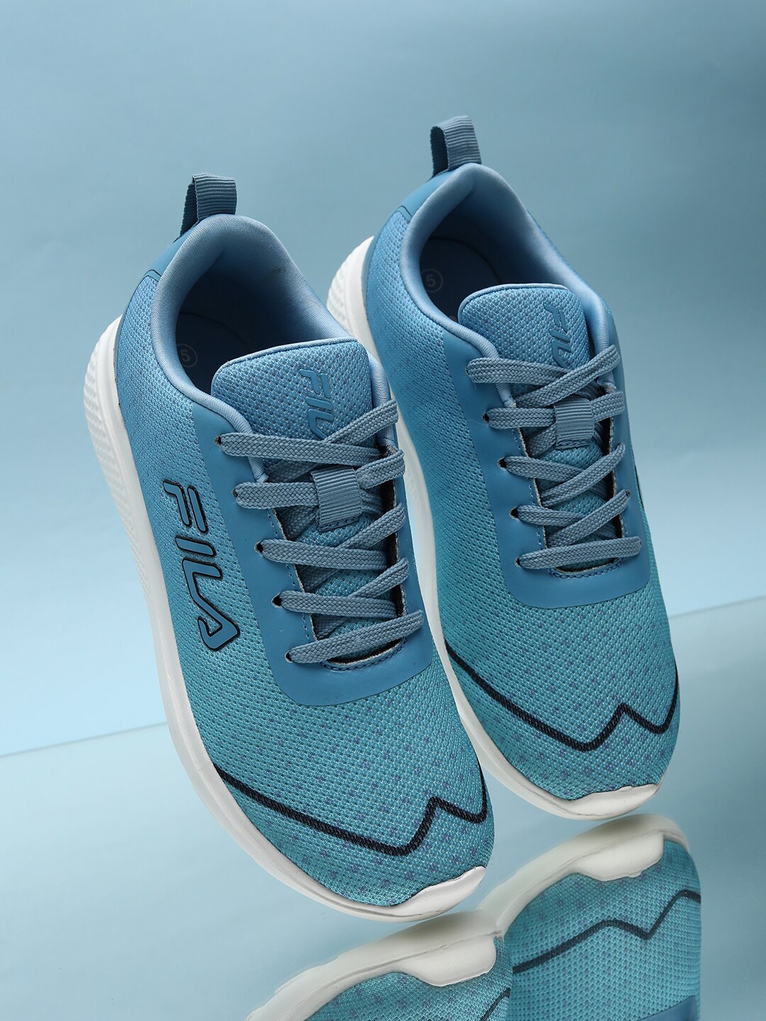 

FILA Women BRUCT Mesh Lace-Up Running Shoes, Blue