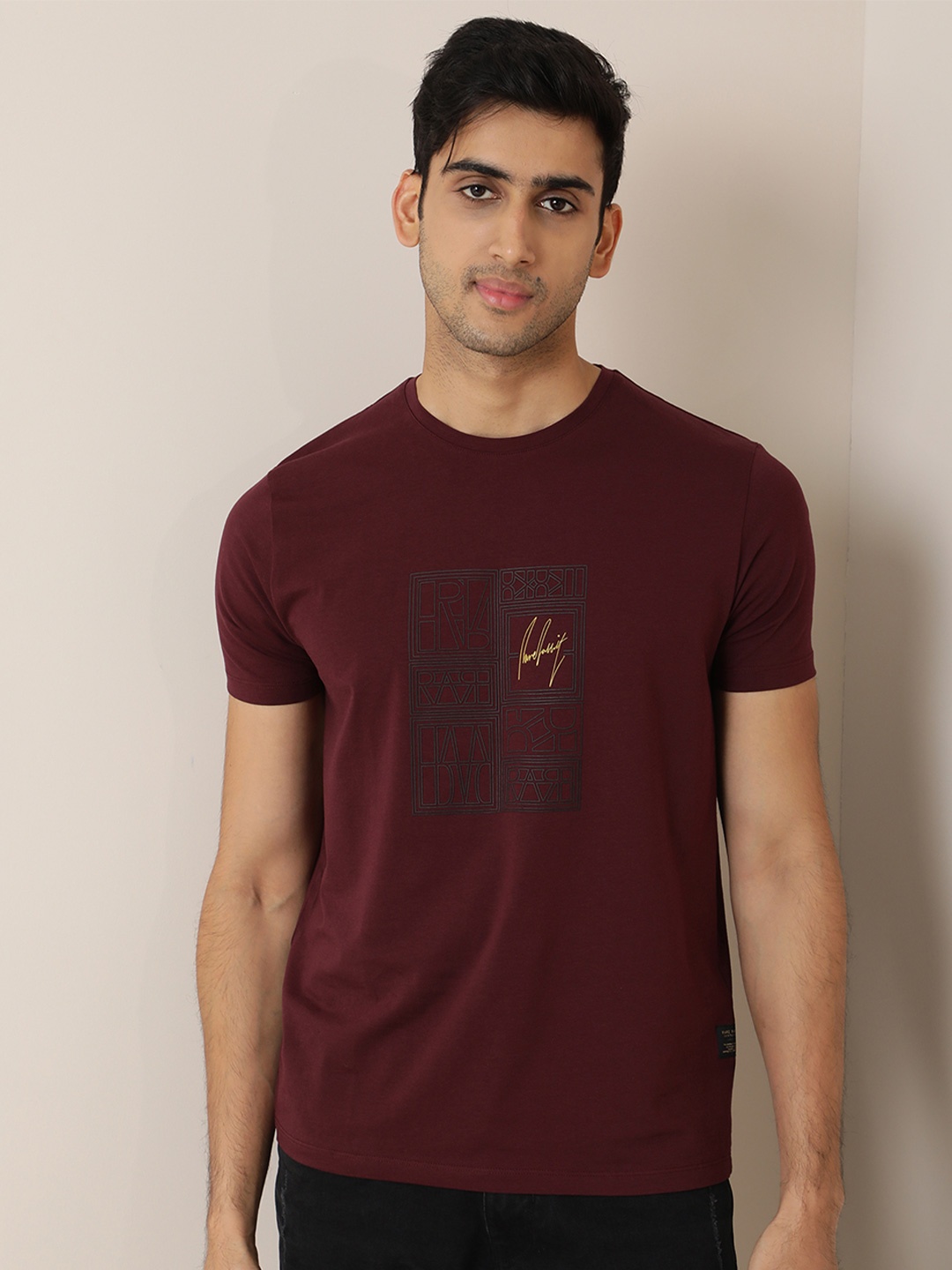 

RARE RABBIT Men Chevron Geometric Printed Slim Fit Cotton T-Shirt, Maroon