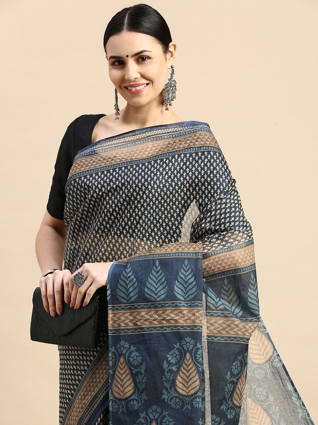 

SHANVIKA Ethnic Motifs Printed Pure Cotton Block Print Saree, Blue