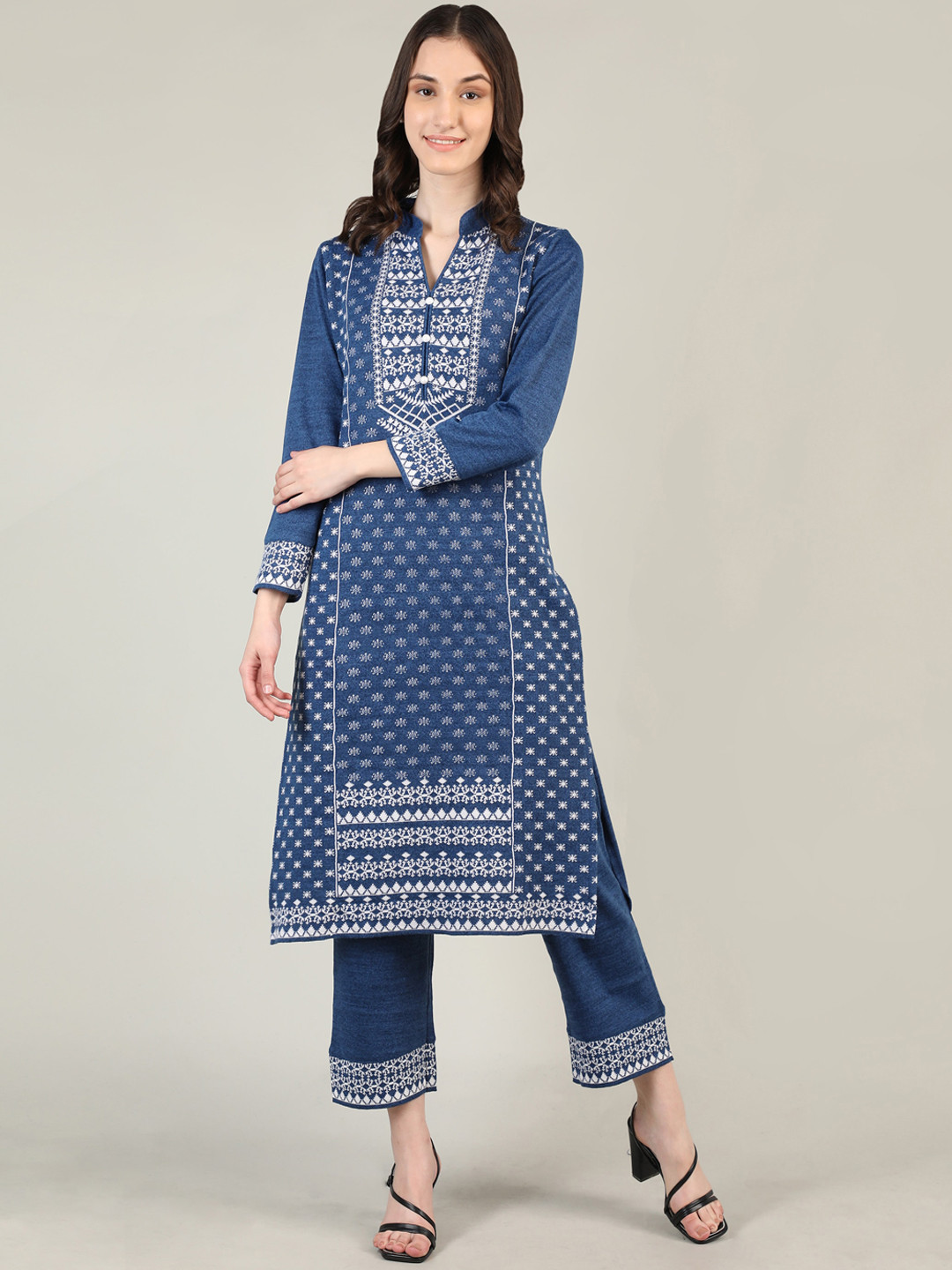 

MIKHAD Mandarin Collar Ethnic Motifs Thread Work Jacquard Woollen Straight Kurta, Blue