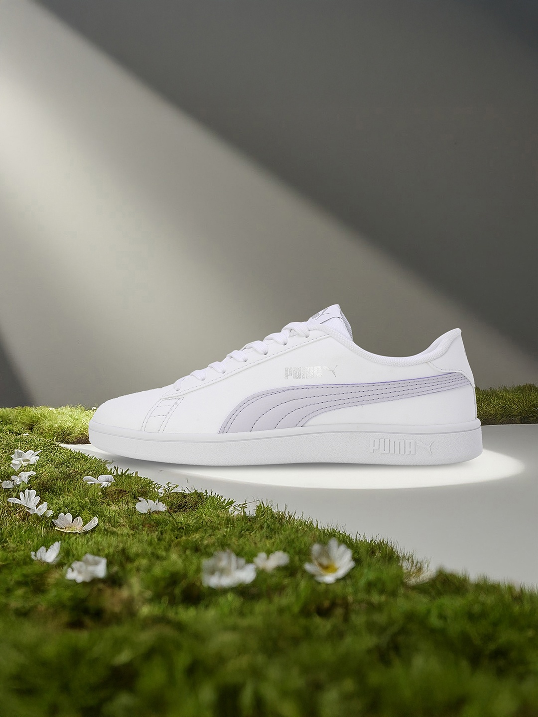 

Puma Smashic Women Casual Smashic Sneakers, White