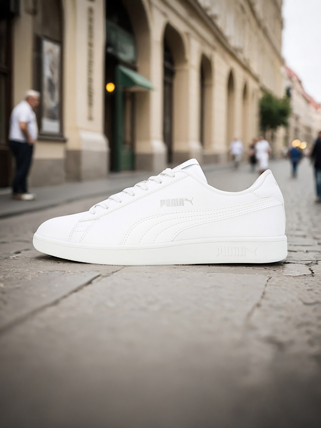 

Puma Smashic Brand Logo Printed Casual Sneakers Shoes, White