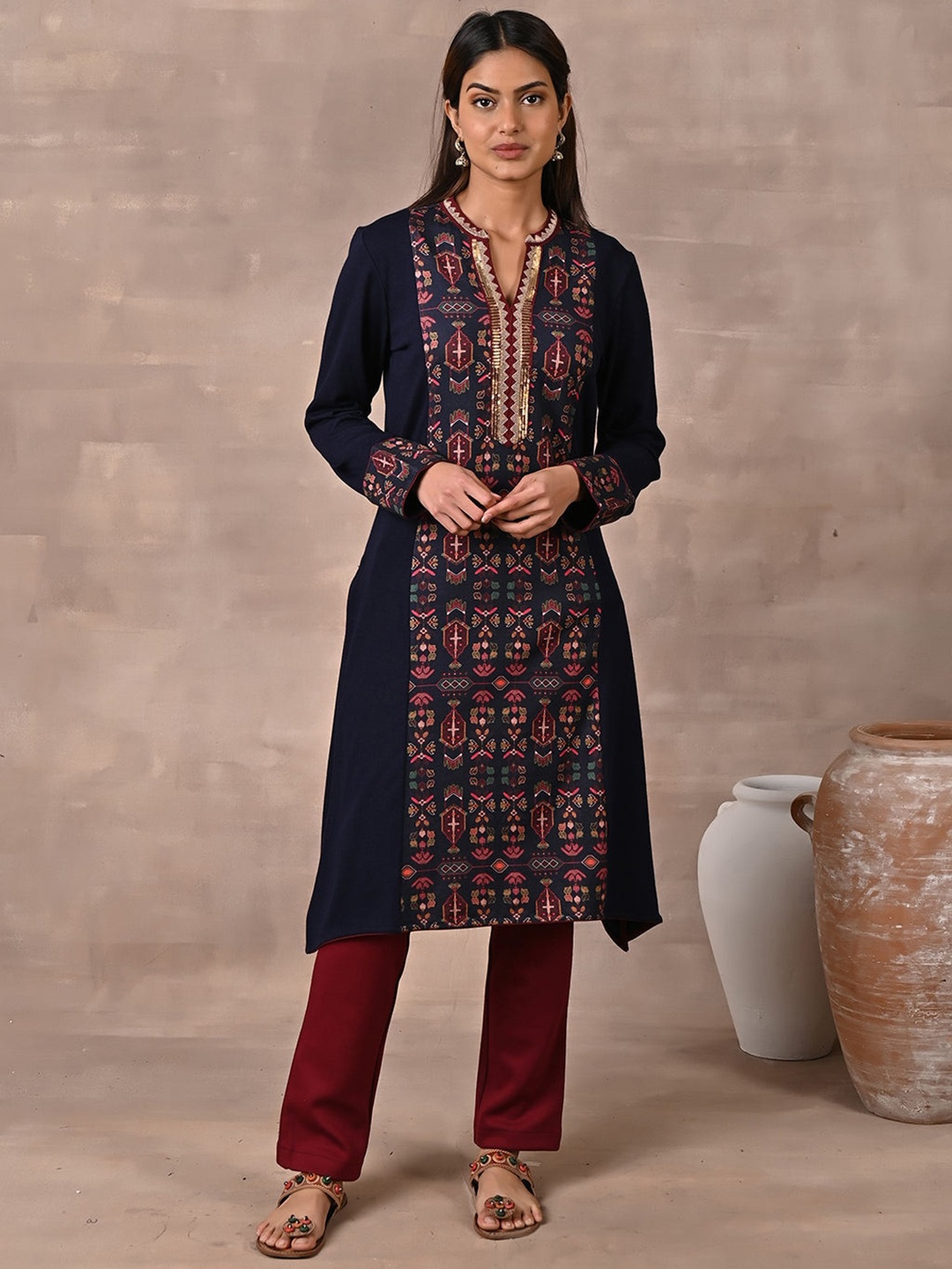 

Lakshita Women Ethnic Motifs Printed Sequined Pure Cotton Kurta, Navy blue