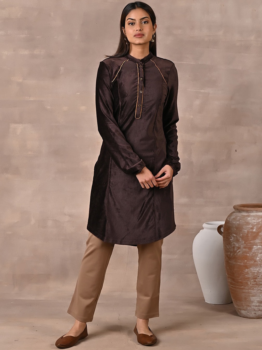 

Lakshita Puff Sleeved Cotton Kurta, Brown