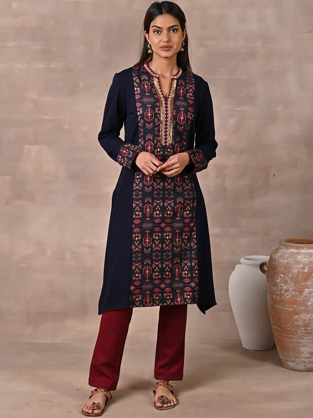 

Lakshita Women Ethnic Motifs Printed Sequined Cotton Kurta, Navy blue