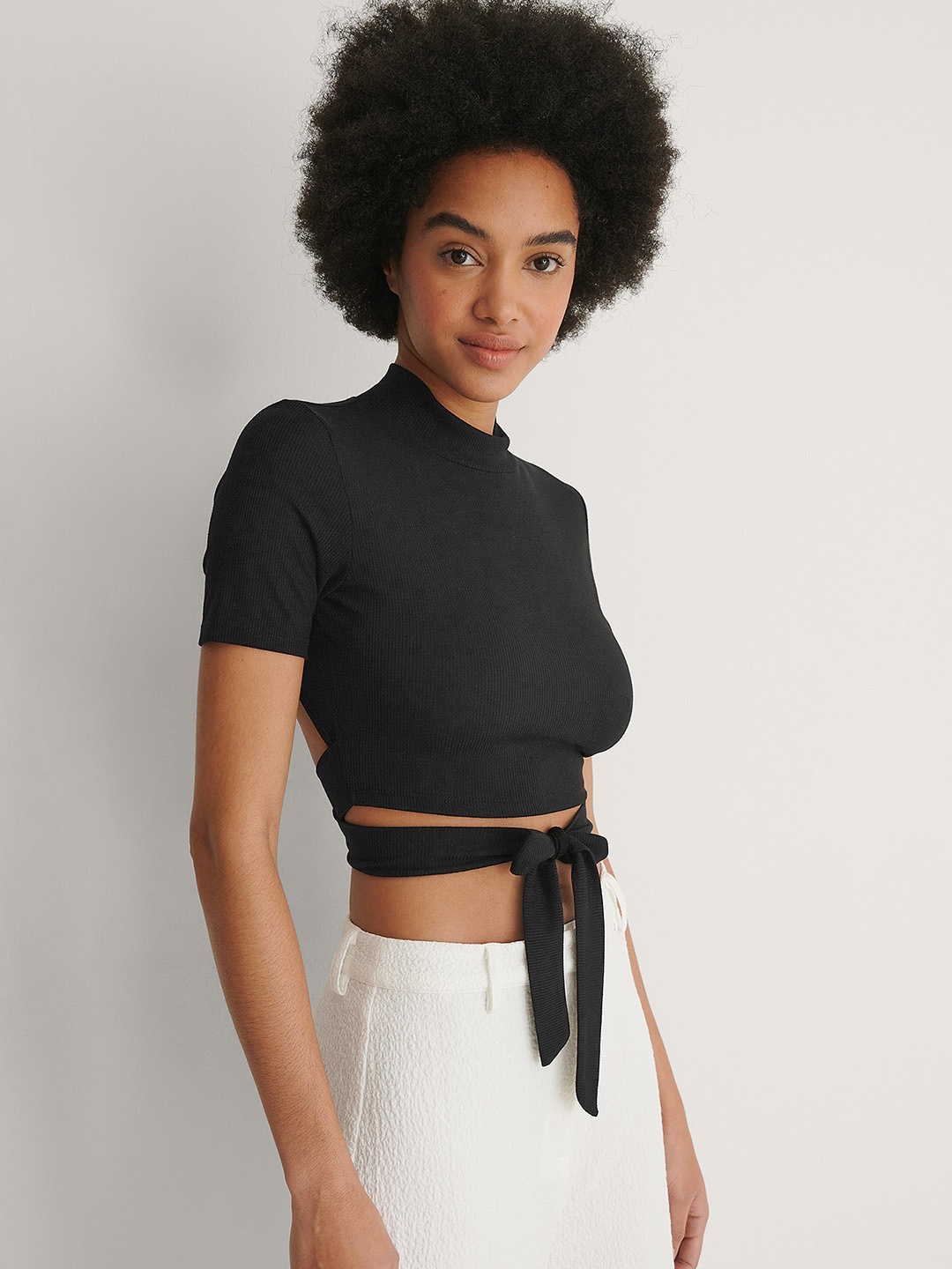 

NA-KD Styled Back Crop Top, Black