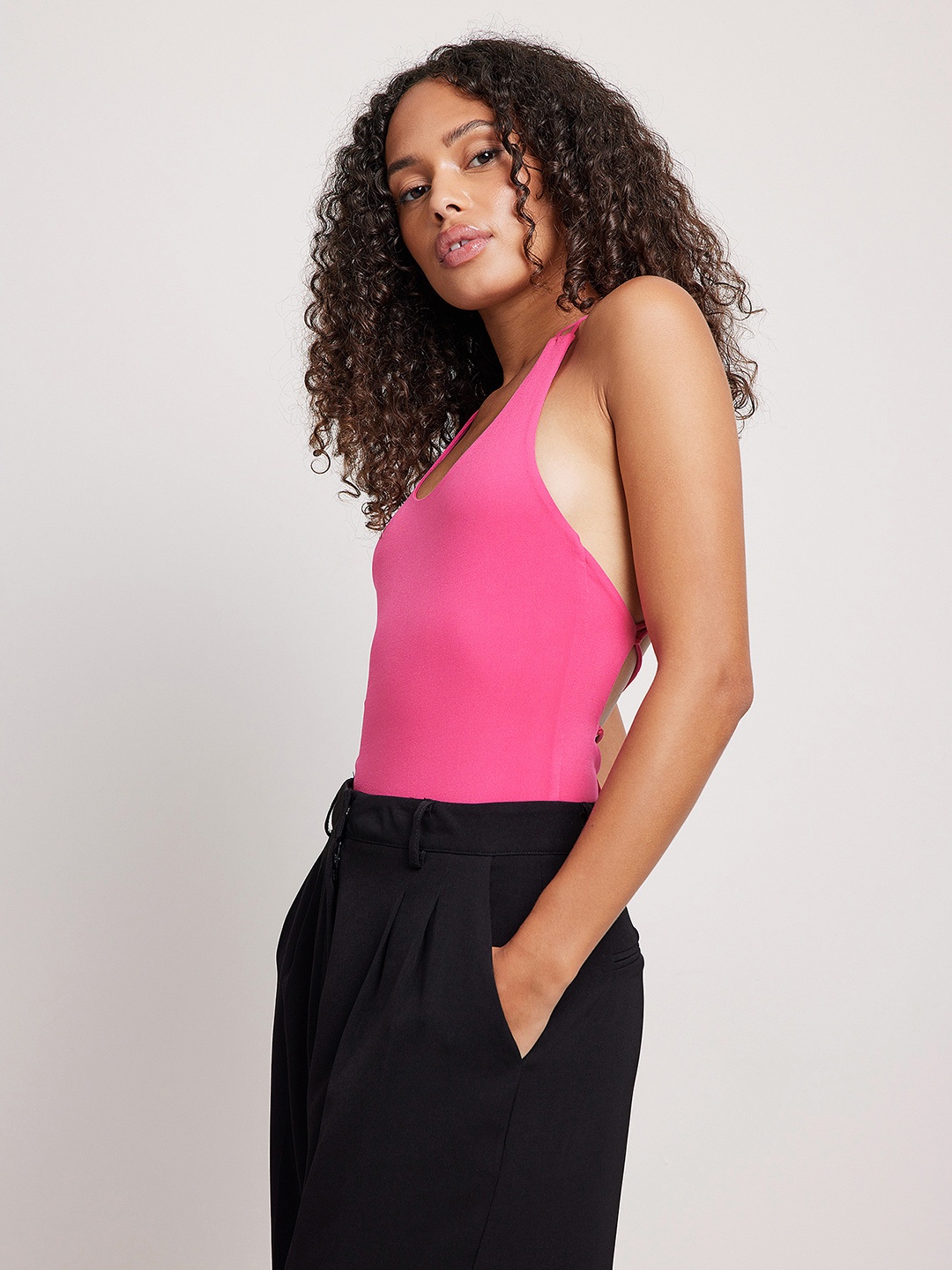 

NA-KD Styled Back Strappy Bodysuit, Pink