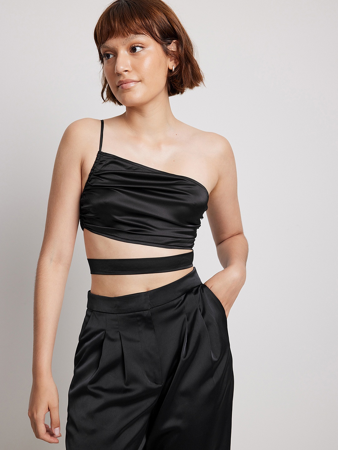 

NA-KD Satin One Shoulder Crop Top, Black