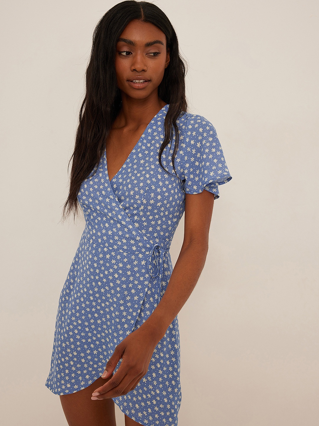 

NA-KD Floral Printed Wrap Mini Dress, Blue