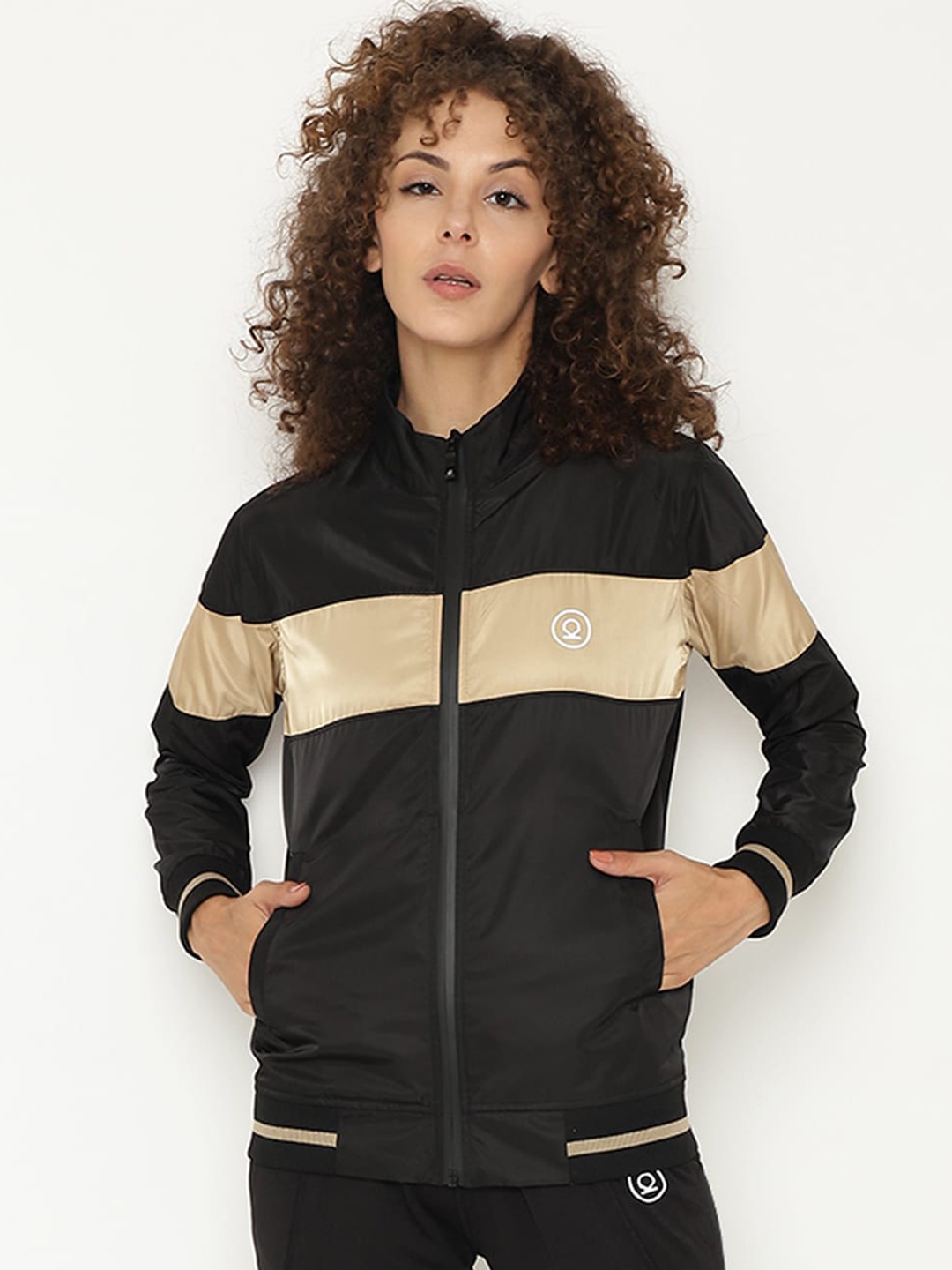 

CHKOKKO Women Colourblocked Windcheater Outdoor Padded Jacket, Black