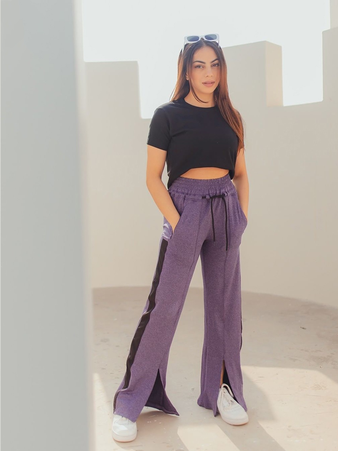 

CHKOKKO Women Colourblocked Mid-Rise Track Pants, Purple