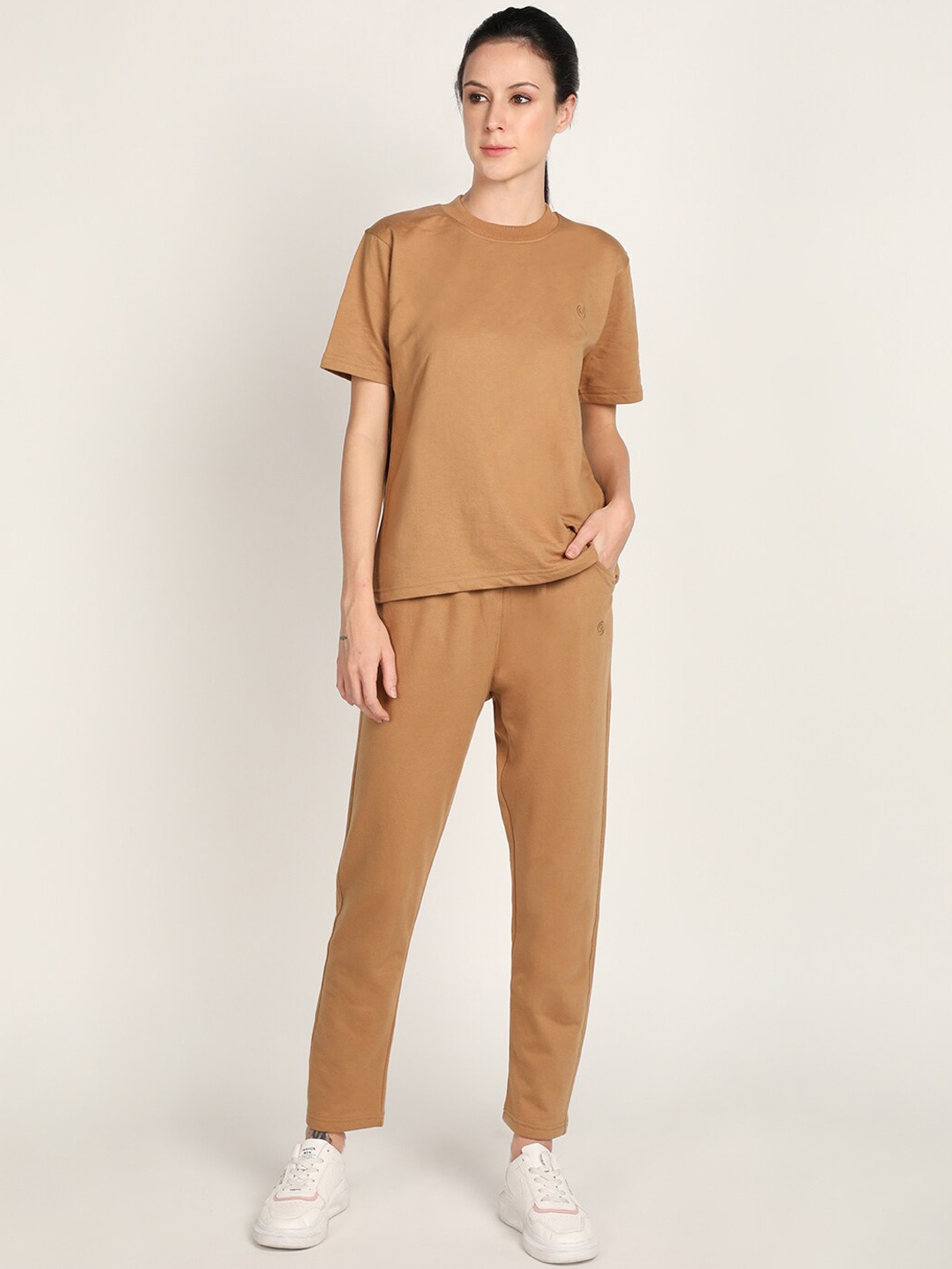 

CHKOKKO Women T-shirt With Trousers, Camel brown
