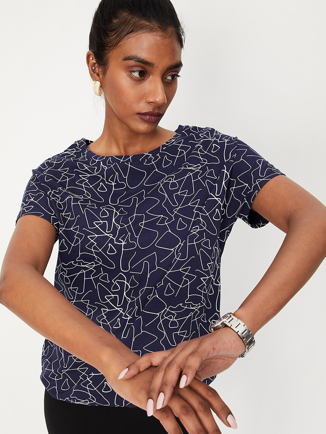 

max Women Abstract Printed Pure Cotton T-shirt, Navy blue