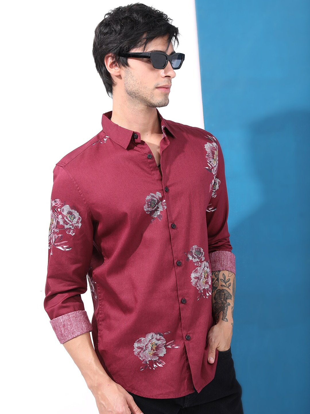 

HIGHLANDER Men Floral Printed Cotton Slim Fit Casual Shirt, Maroon