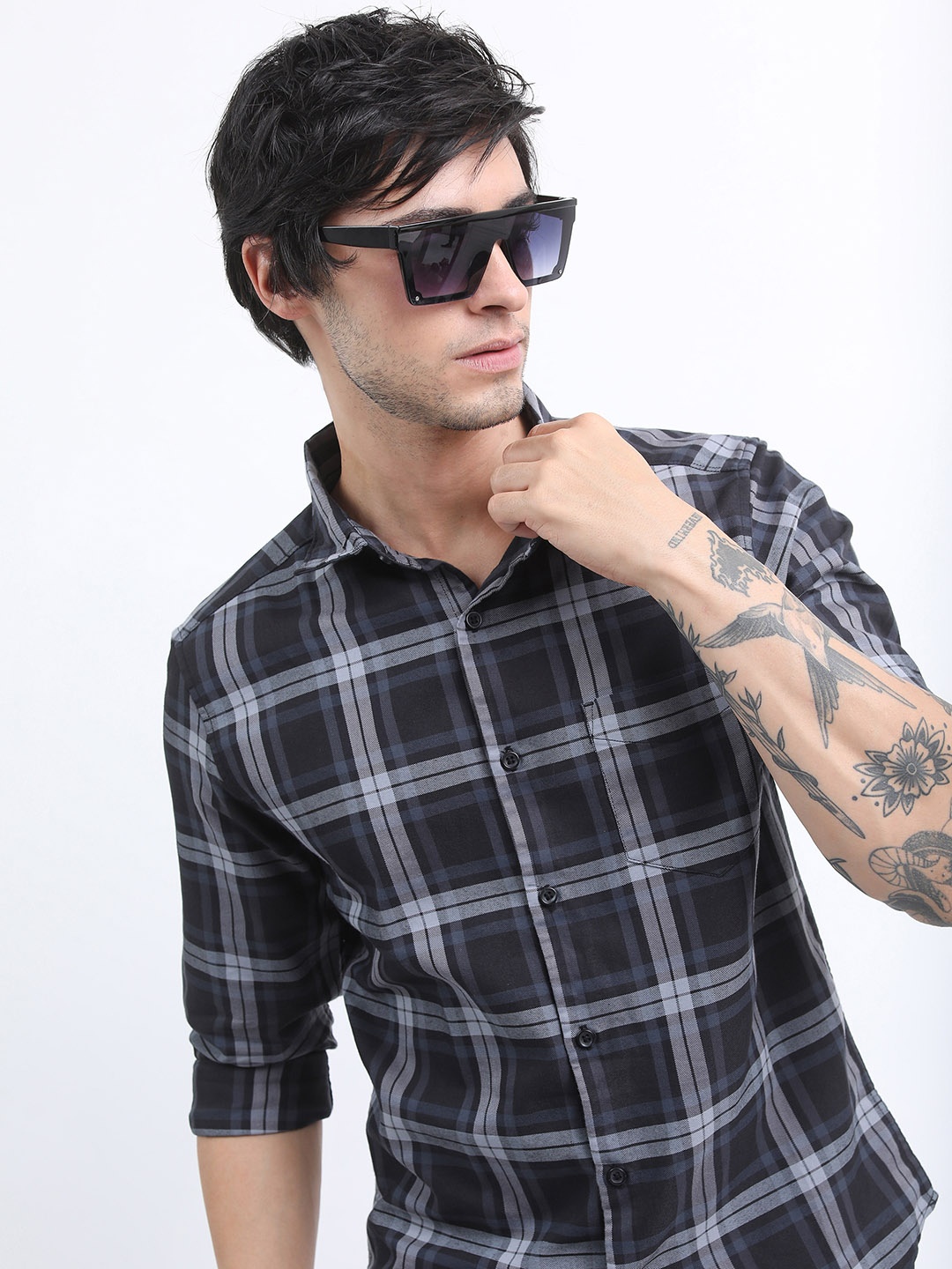 

HIGHLANDER Spread Collar Slim Fit Checked Casual Cotton Shirt, Black