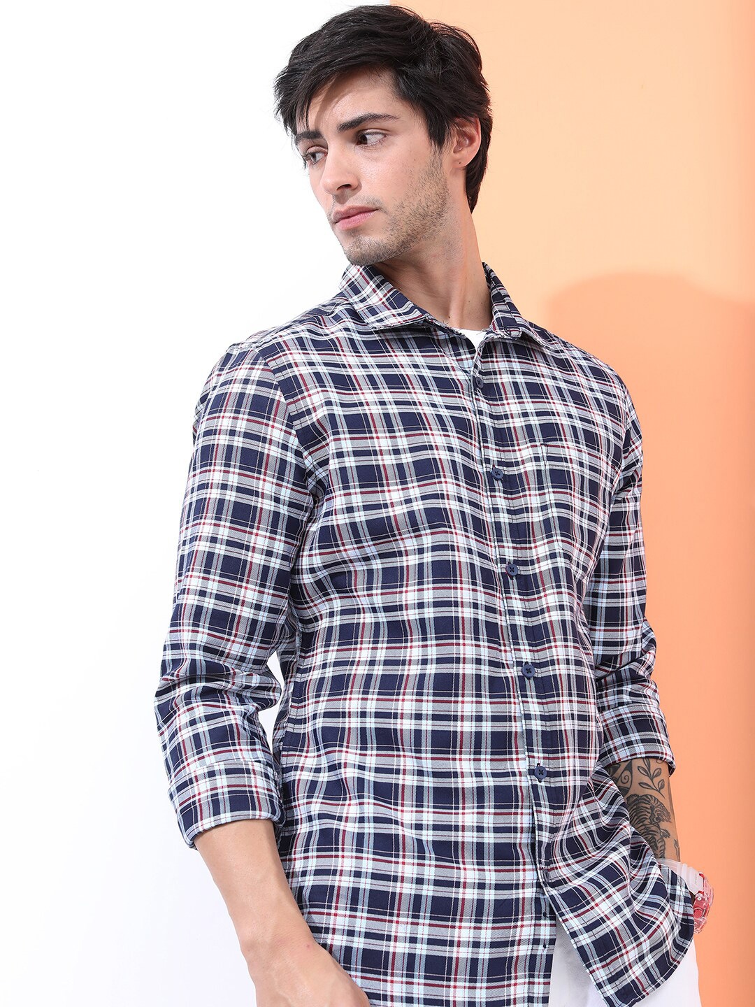 

HIGHLANDER Slim Fit Shepherd Checks Checked Casual Shirt, Navy blue