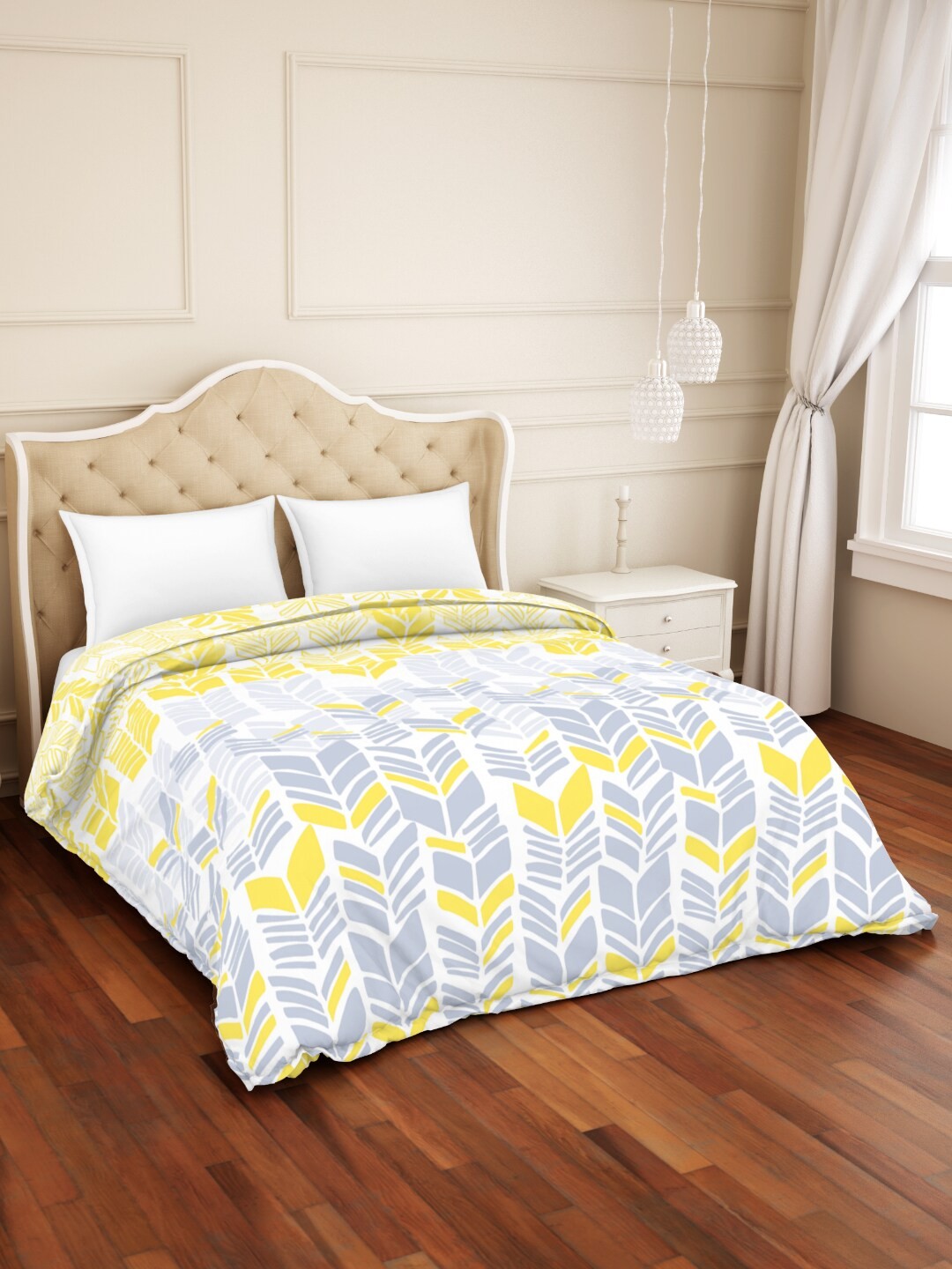 

SPACES Yellow & Grey Geometric AC Room 210 GSM Pure Cotton Double Bed Quilt