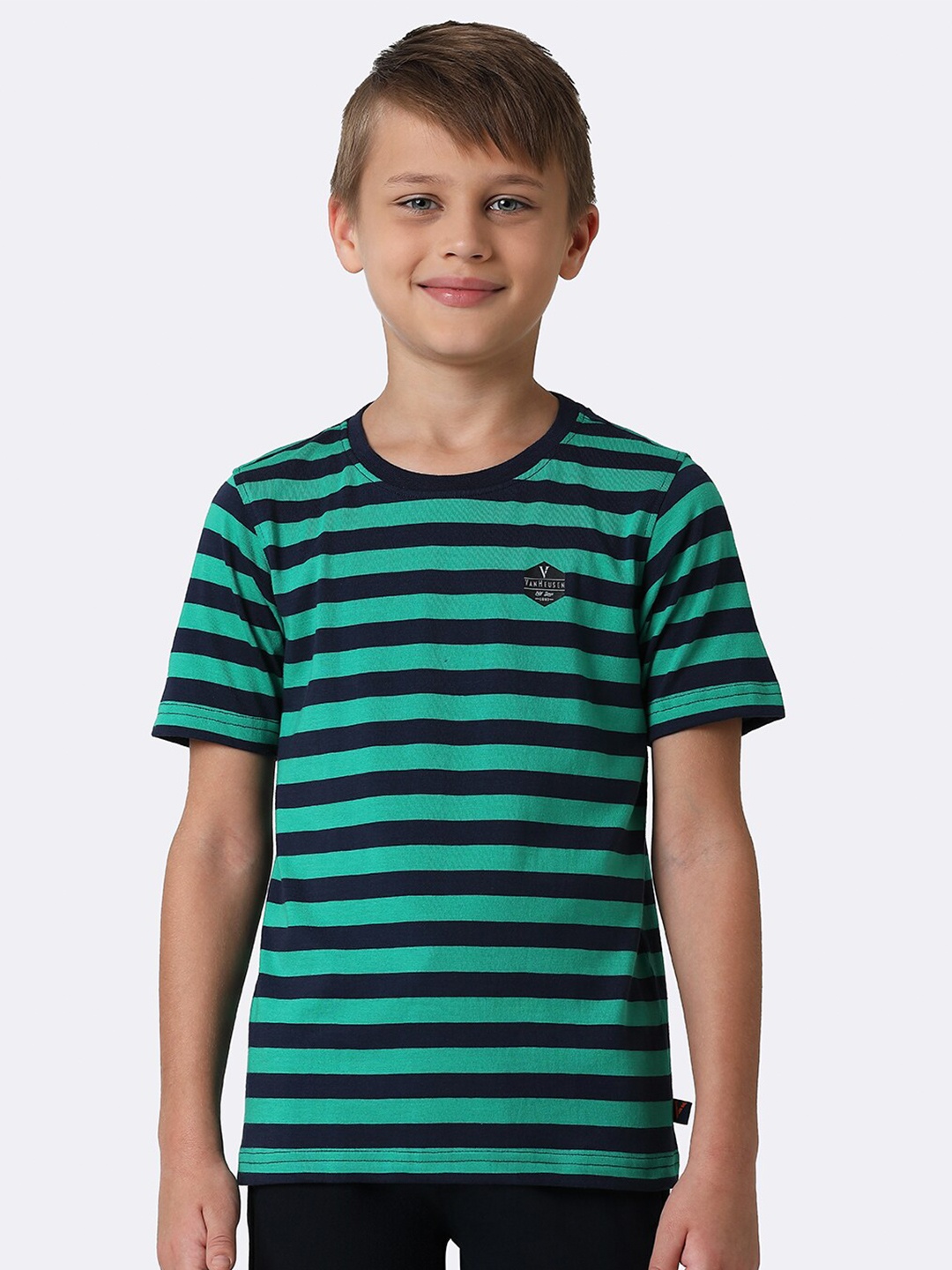 

Van Heusen Boys Smart Tech Easy Stain Release T-Shirt, Navy blue
