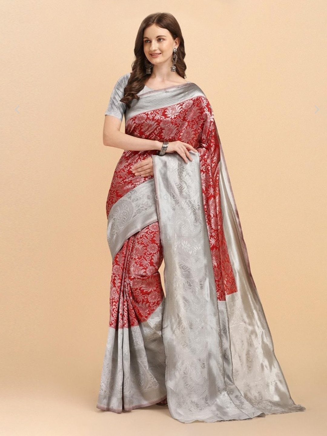 

Ethnic Yard Floral Motif Woven Design Saree, Red