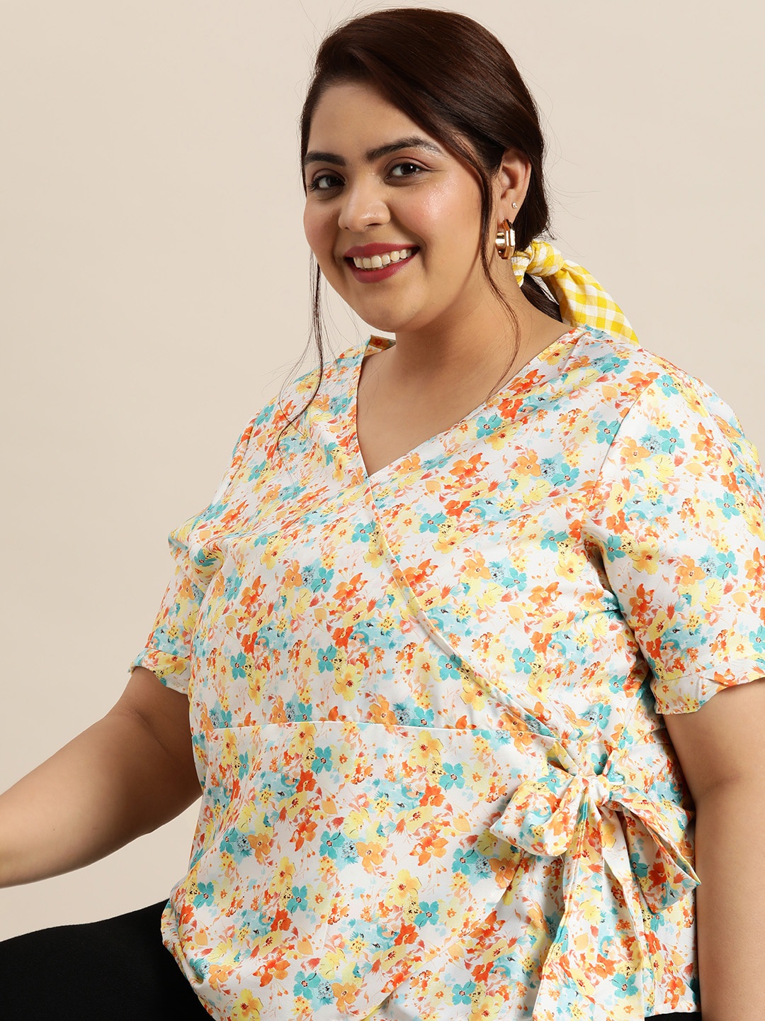 

Sztori Plus Size Floral Printed Wrap Top, White