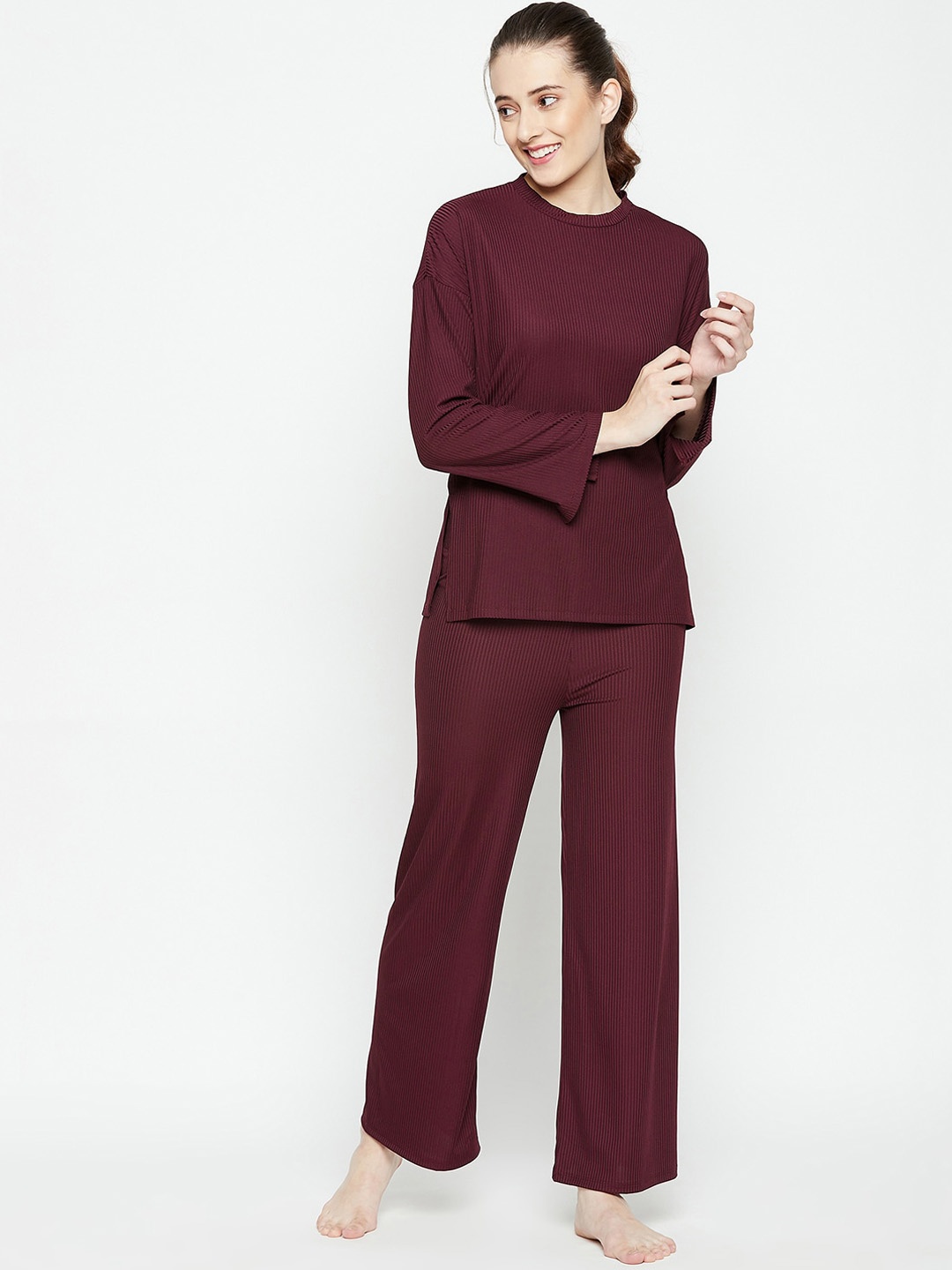 

CHILL WINSTON Women Round Neck Night Suit, Maroon