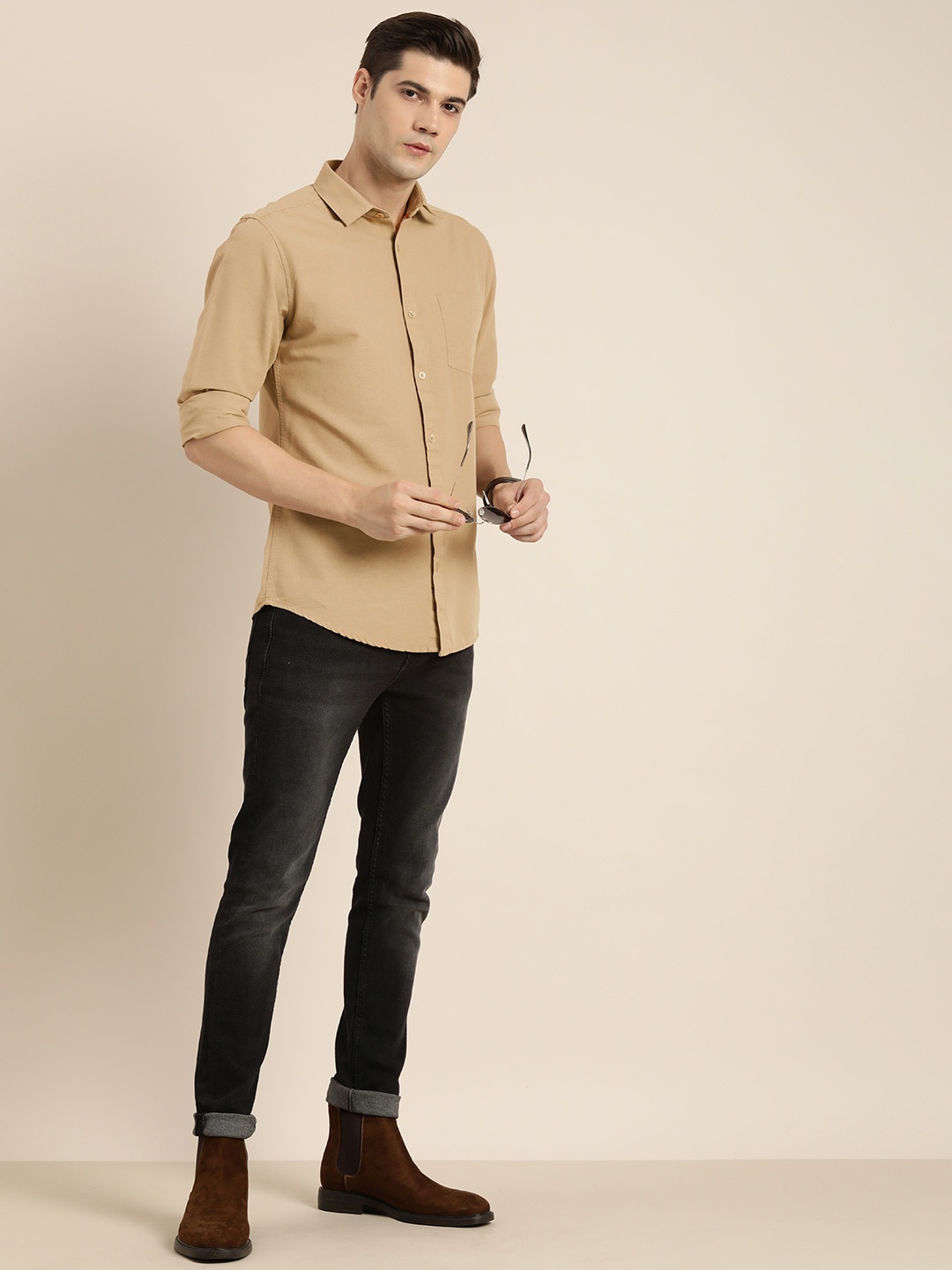 

INVICTUS Pure Cotton Slim Fit Casual Shirt, Beige
