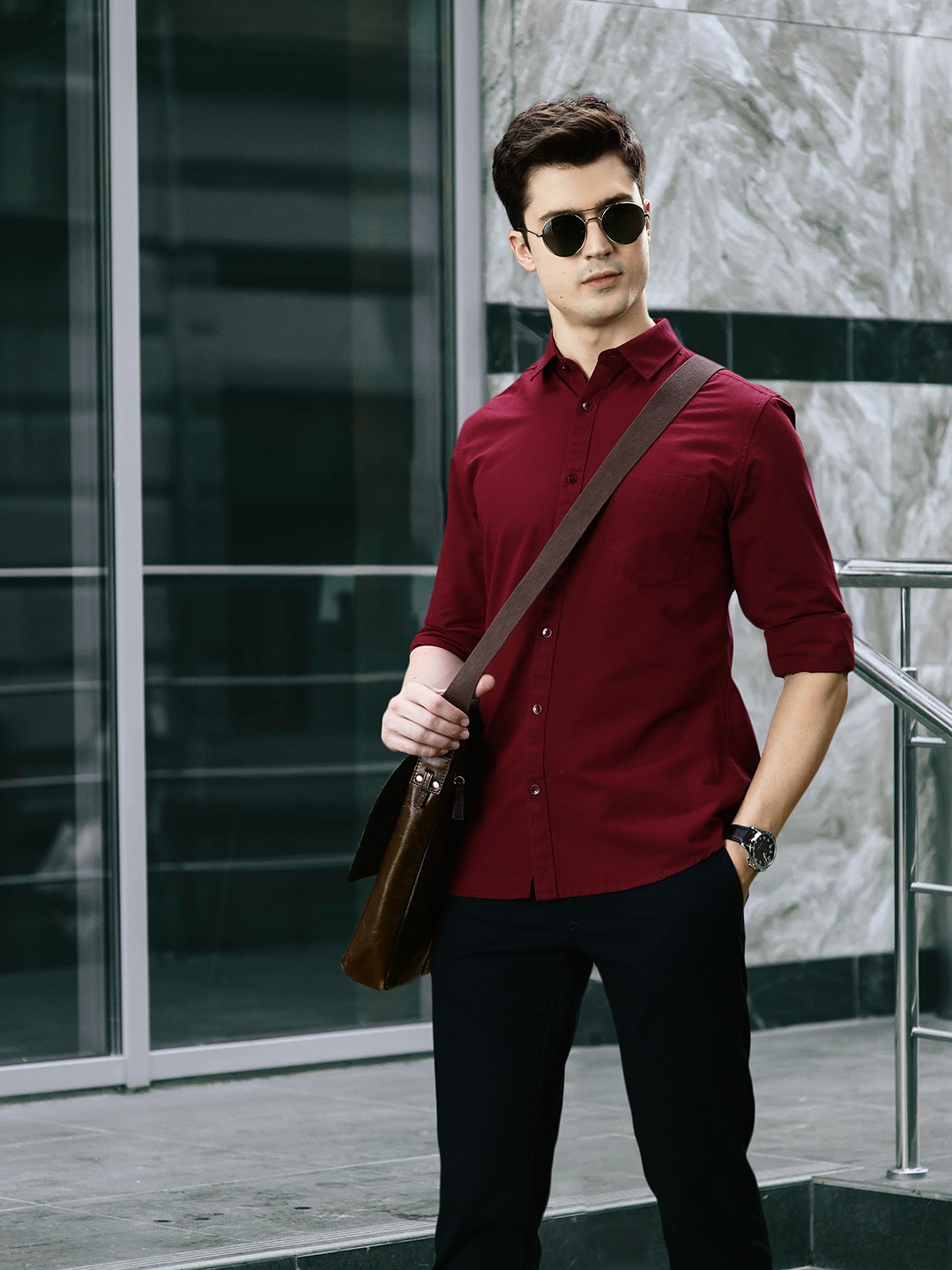 

INVICTUS Pure Cotton Slim Fit Casual Shirt, Maroon