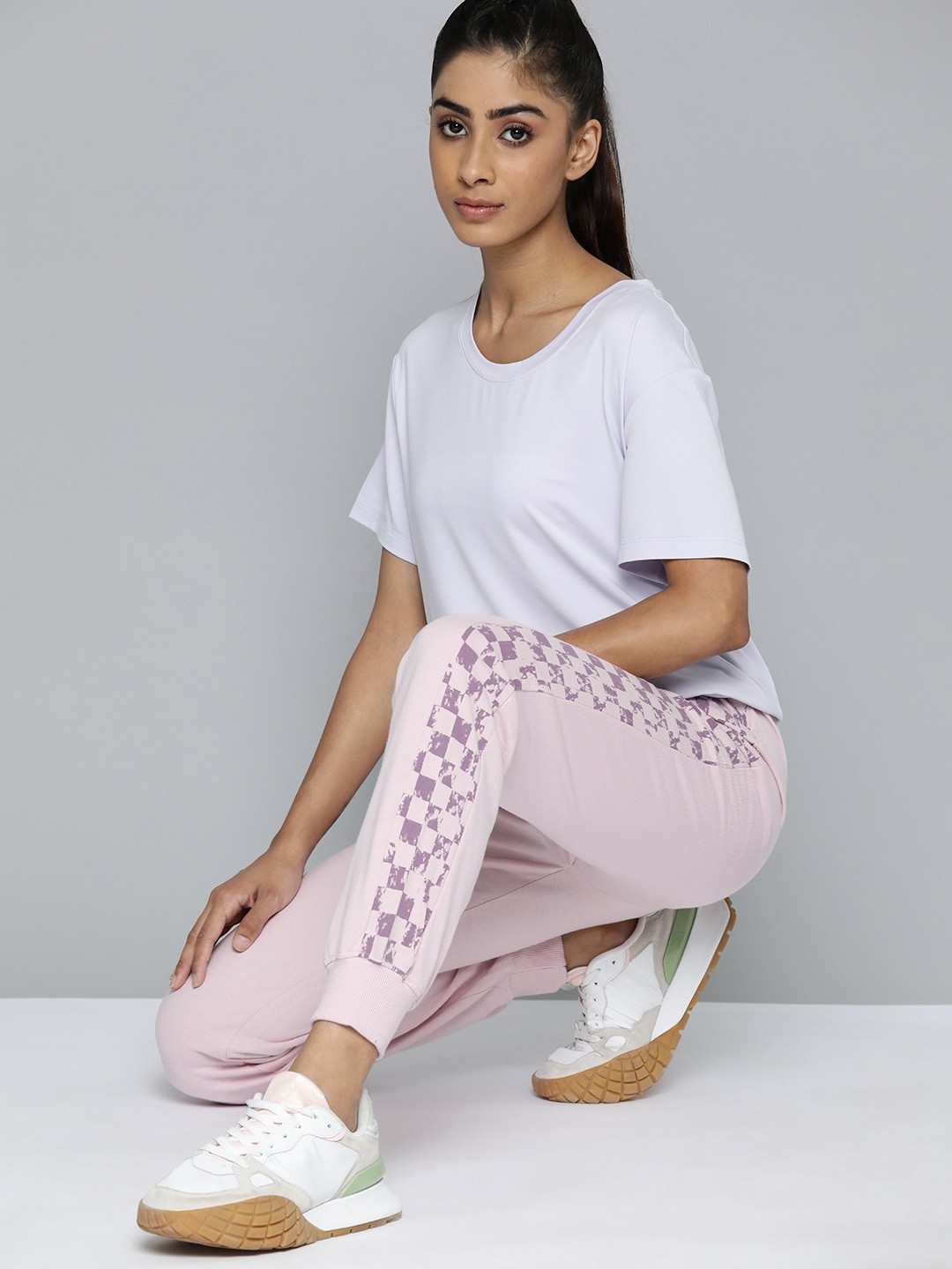 

HRX by Hrithik Roshan Women Pure Cotton Lifestyle Joggers, Lavender