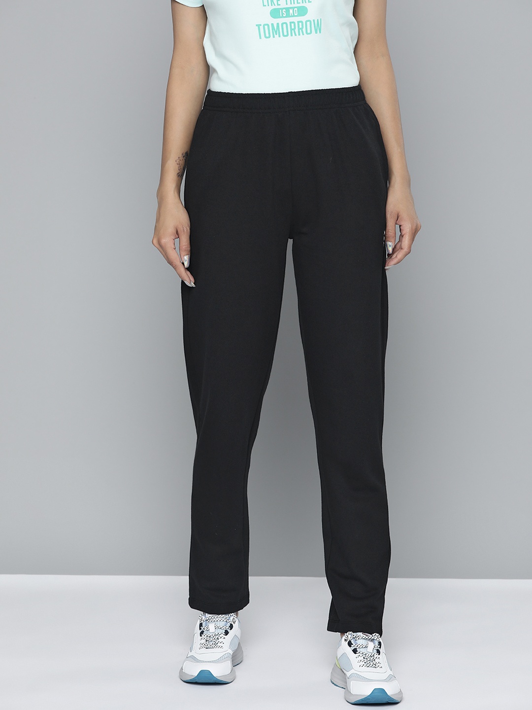 

HRX by Hrithik Roshan Regular Fit Track Pants, Black