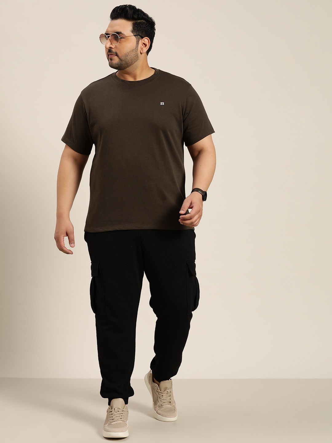 

Sztori Plus Size Round Neck Pure Cotton T-shirt, Brown