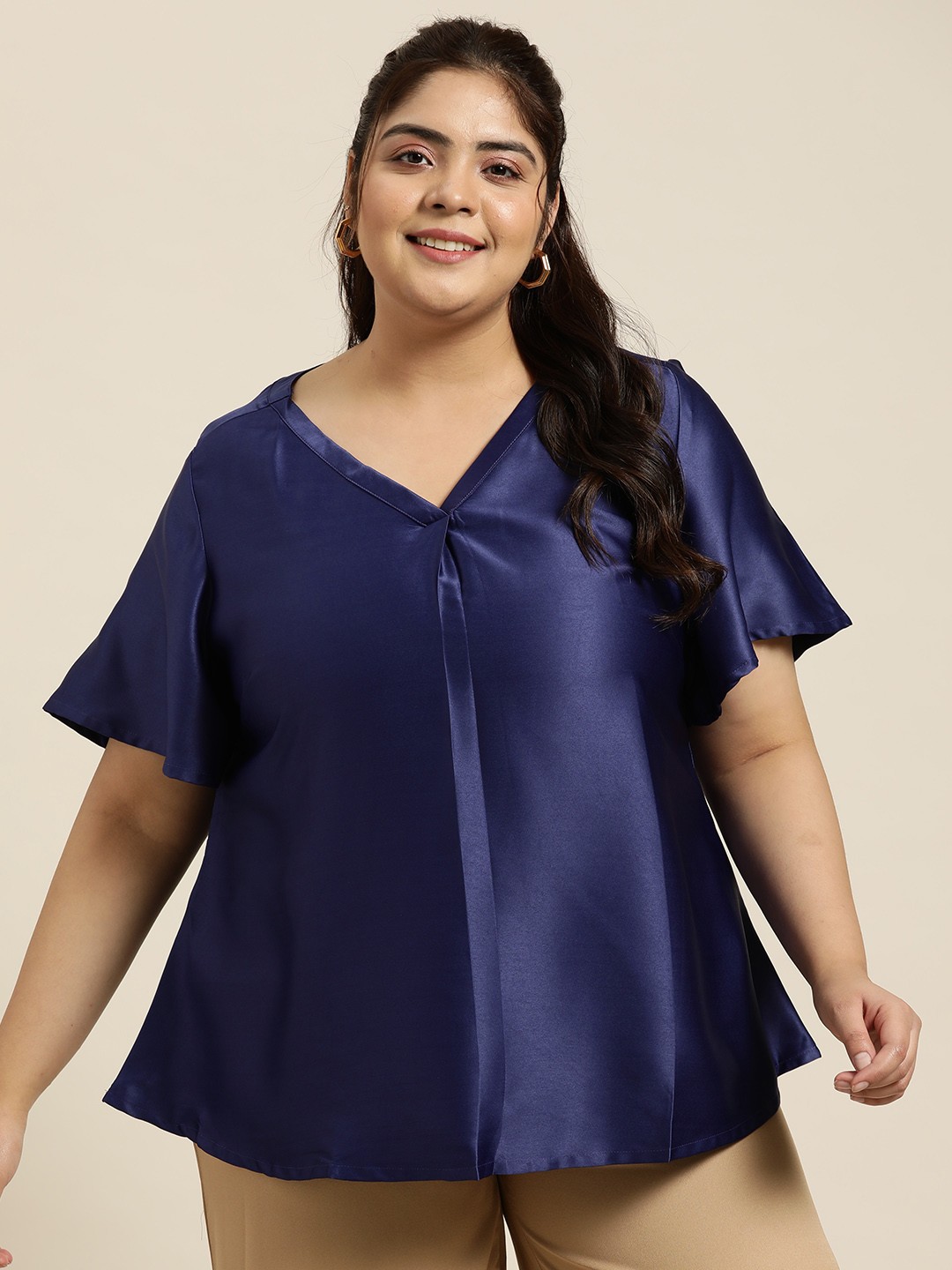 

Sztori Plus Size Satin Top, Navy blue